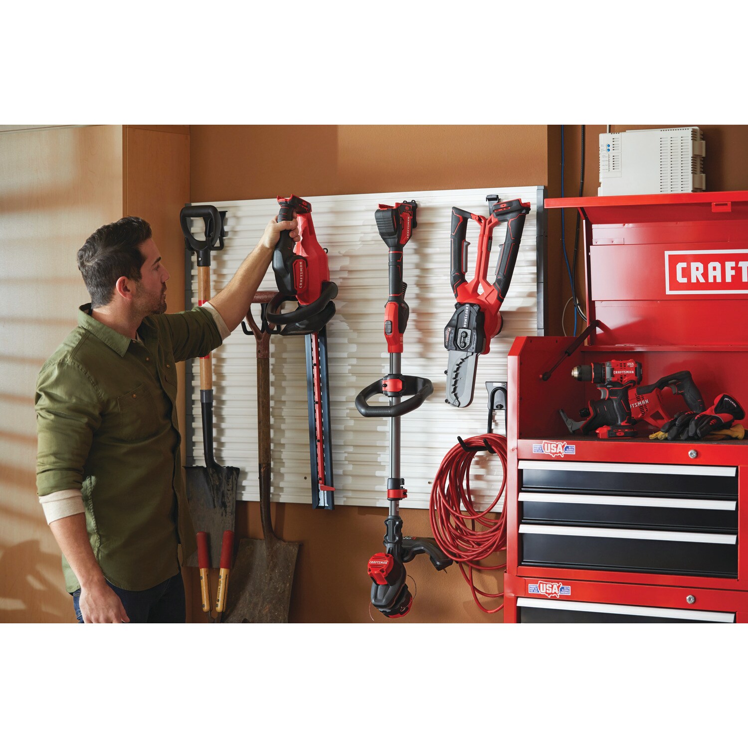 CRAFTSMAN CMCHTS820D1 Cordless-Hedge-Trimmers - View #15