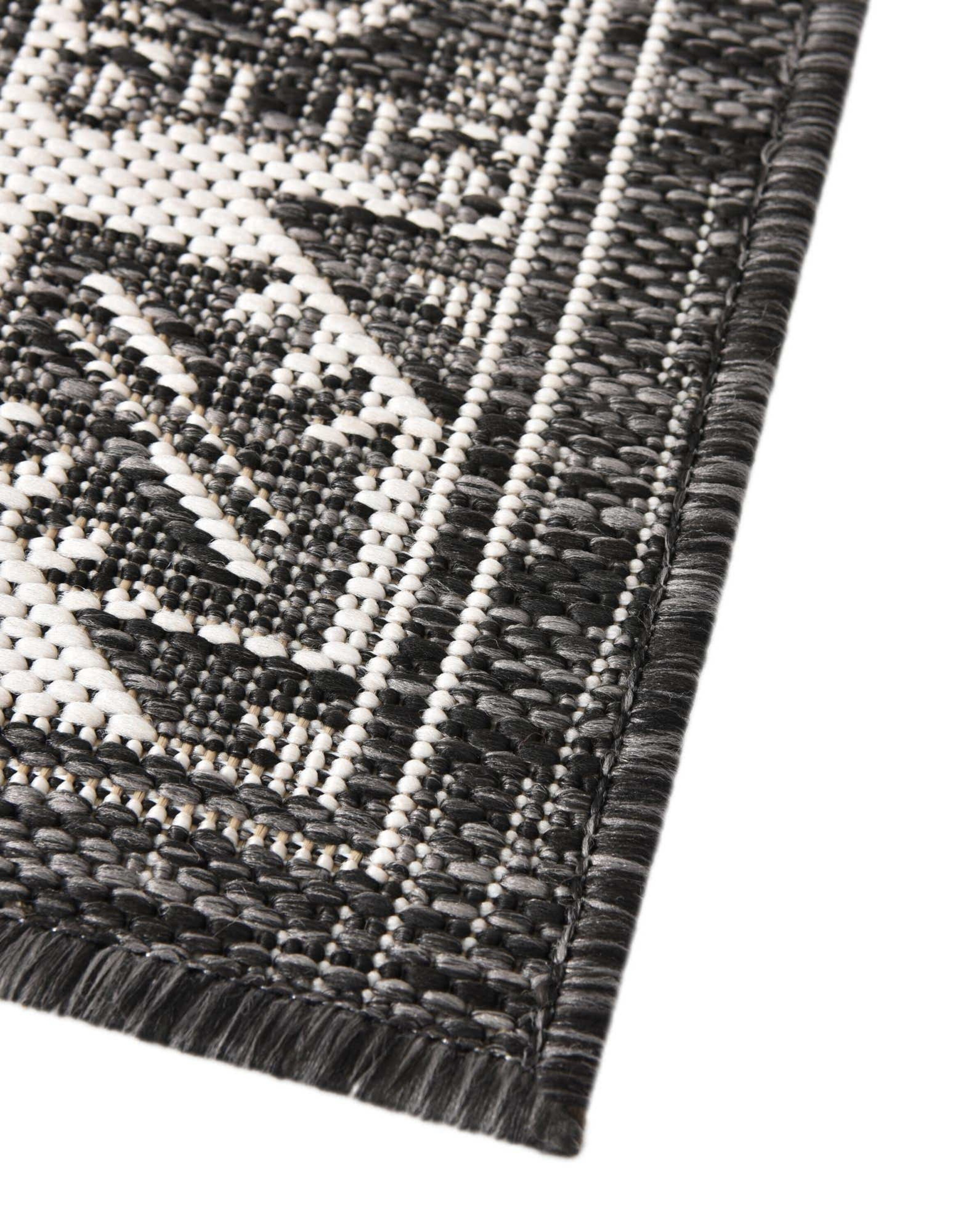Unique Loom 3162578 rugs - View #3