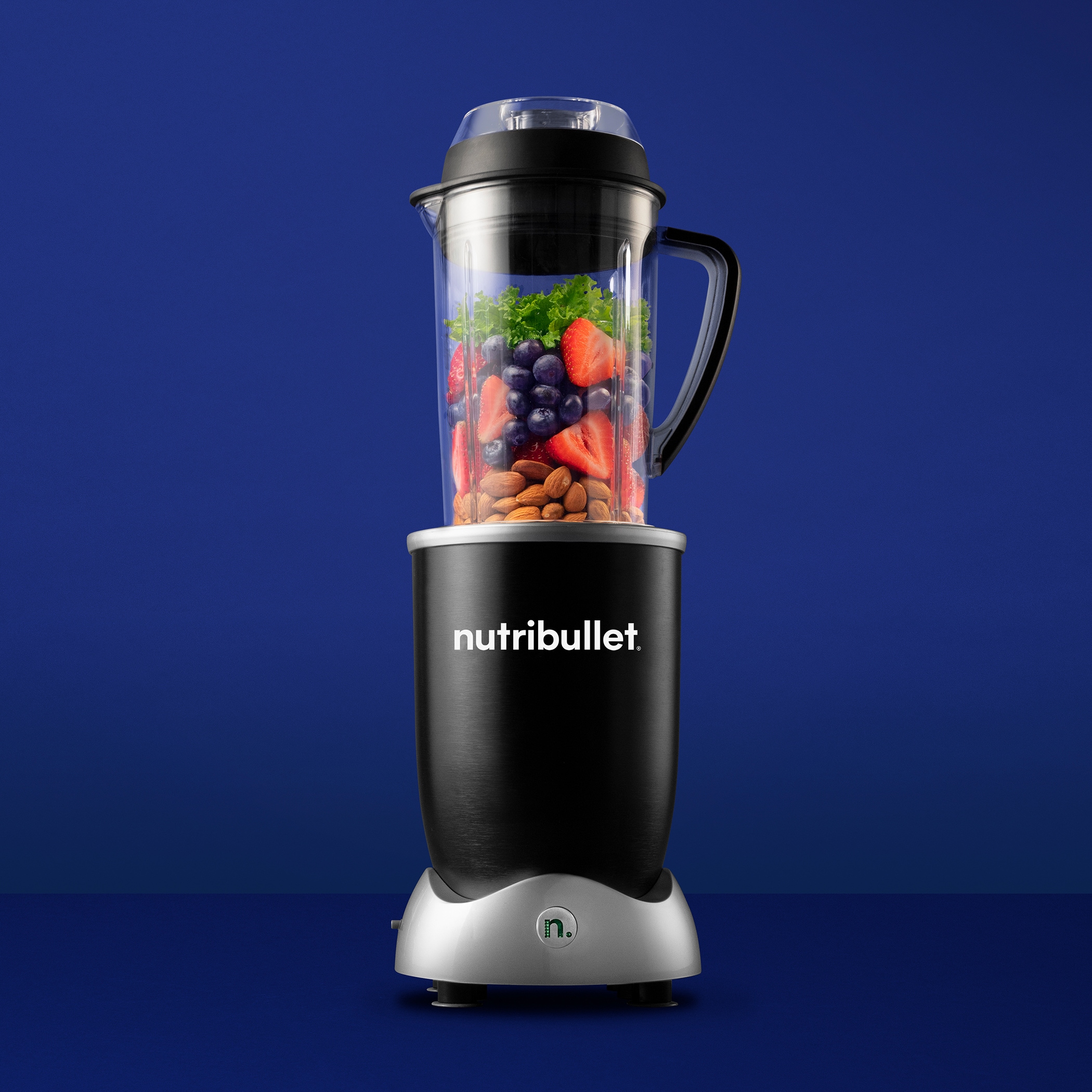 nutribullet 1200-Watt Silver Personal Blender with Detachable Blade and  Dishwasher-Safe Jar in the Blenders department at