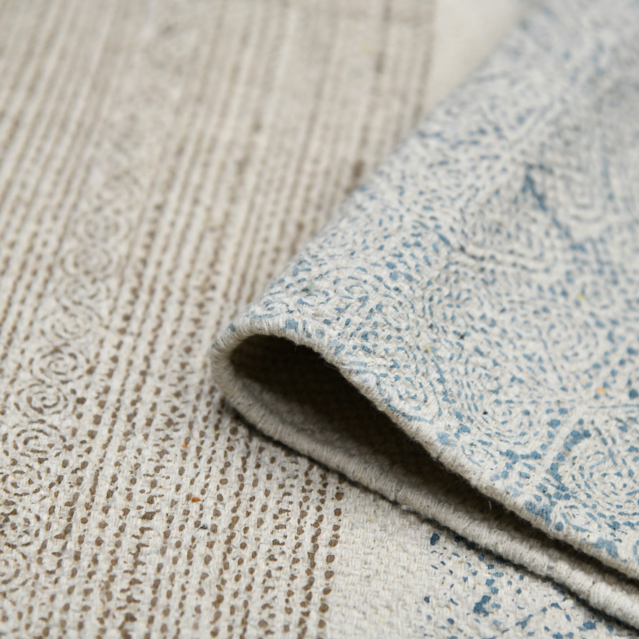 Handwoven Blue Geometric Cotton Area Rug 7'6" x 10'