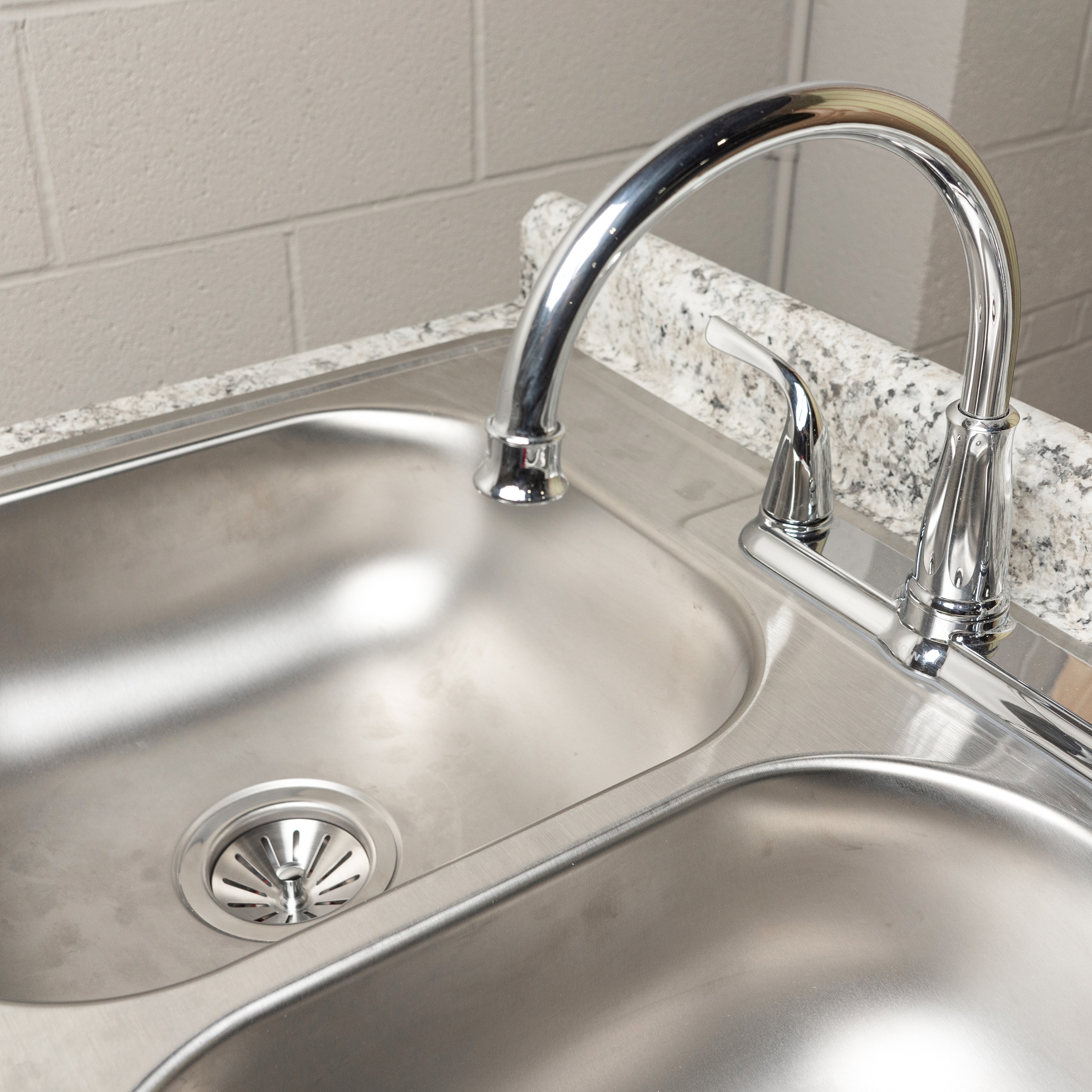 Keeney K5415L Kitchen-Sink-Strainers - View #10