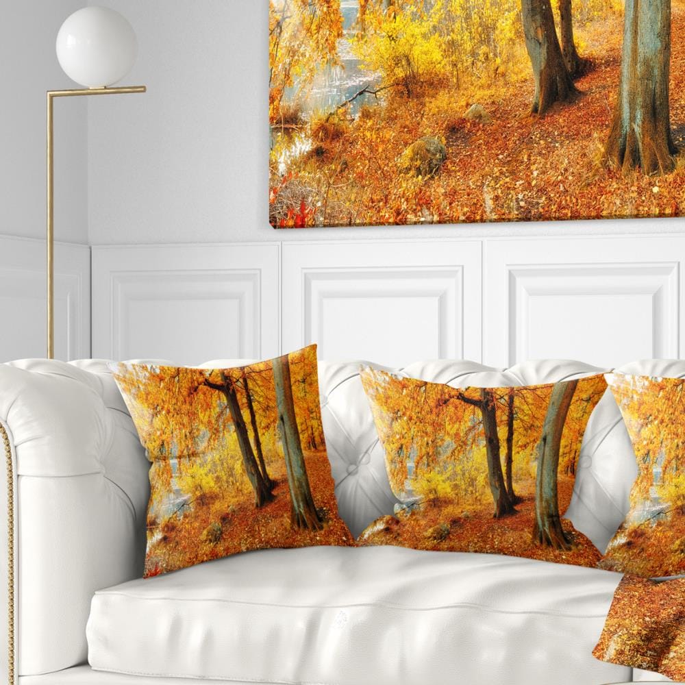 Designart CU8338-16-16 16-in x 16-in Yellow Square Indoor Decorative Pillow