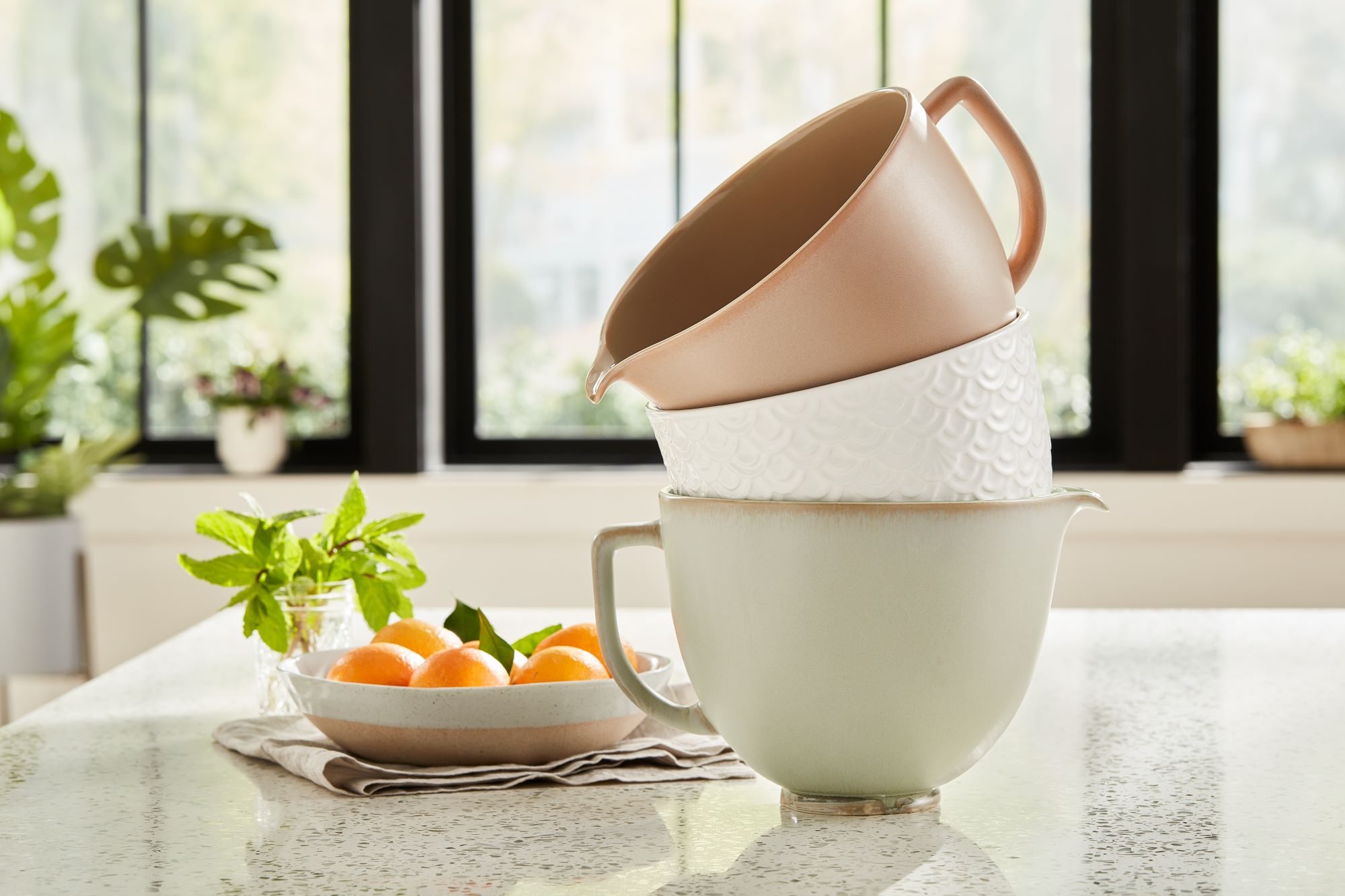 5-Quart Patterned Ceramic Bowl for Tilt-Head Mixers (Black Shell), KitchenAid