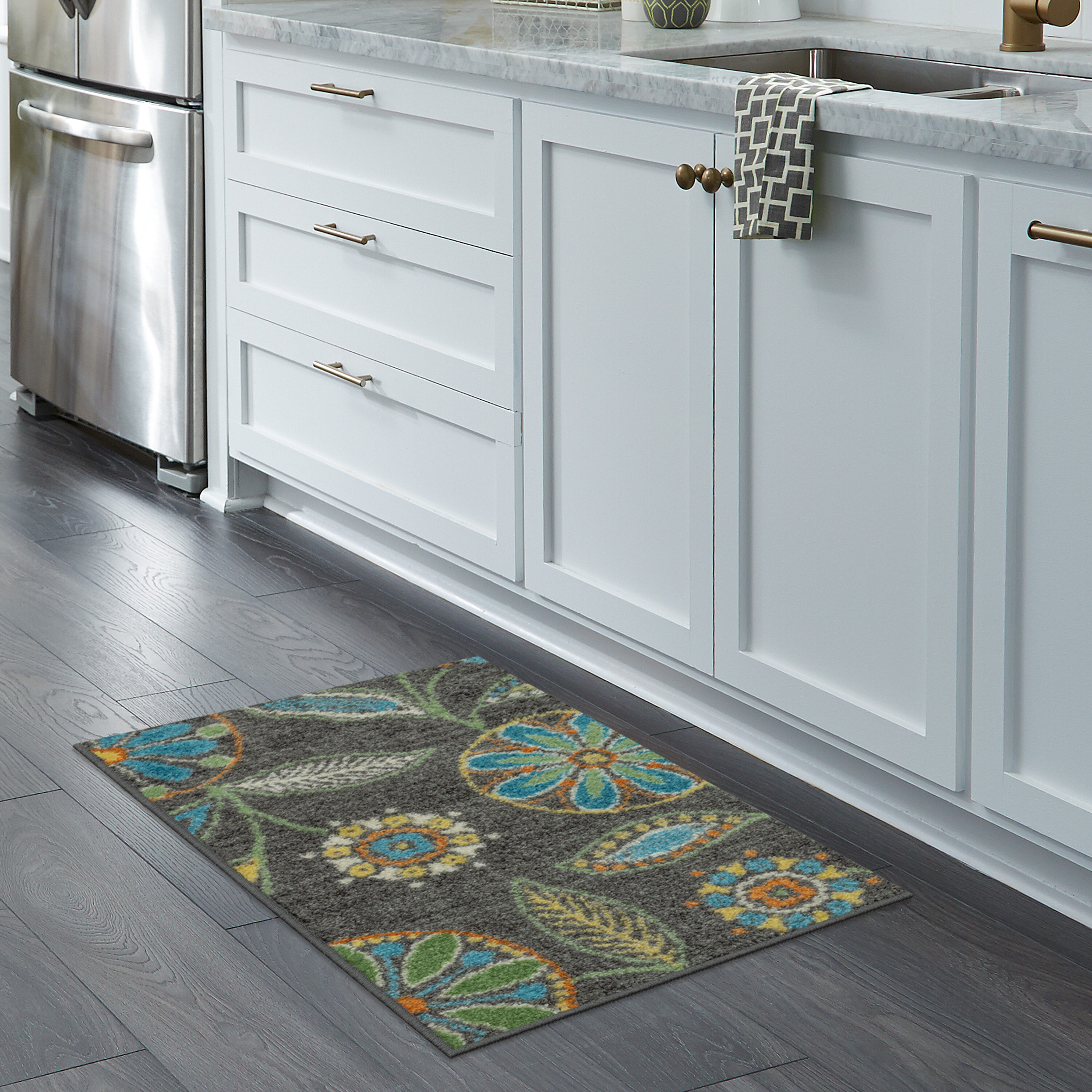 Maples Rugs B5974314 2 x 3 (ft) Tufted Polyester Multi Rectangular Indoor Floral/Botanical Farmhouse/Cottage Machine washable Throw rug