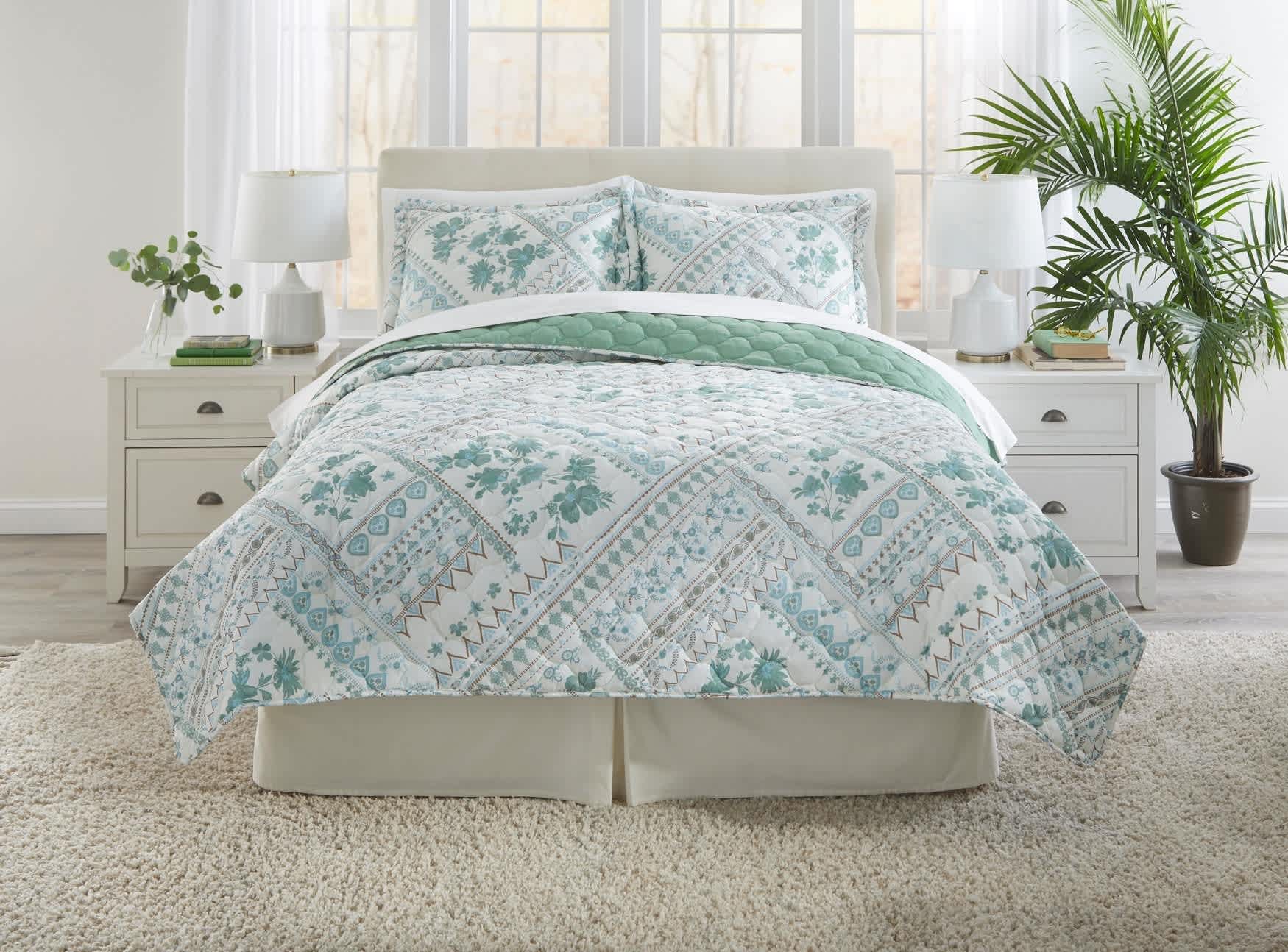 BrylaneHome 199099032891 BH Studio Reversible Quilt