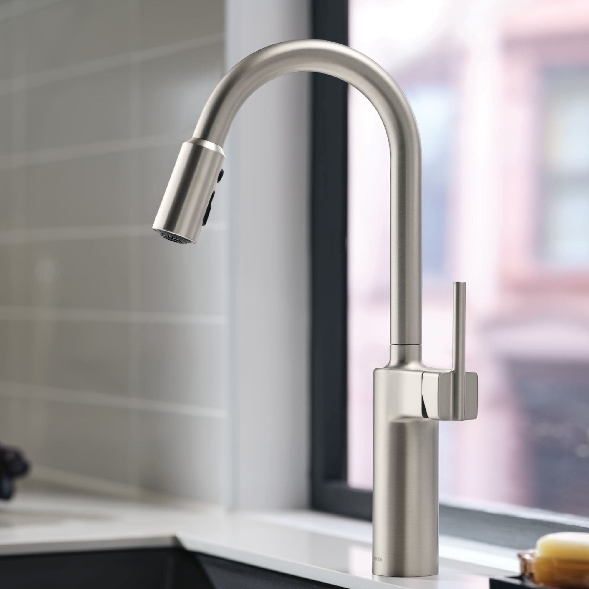 Moen 87463SRS Inara Spot Resist Stainless Single Handle Deck-mount Pull-down Kitchen Faucet with Sprayer ( Deck Plate Included )