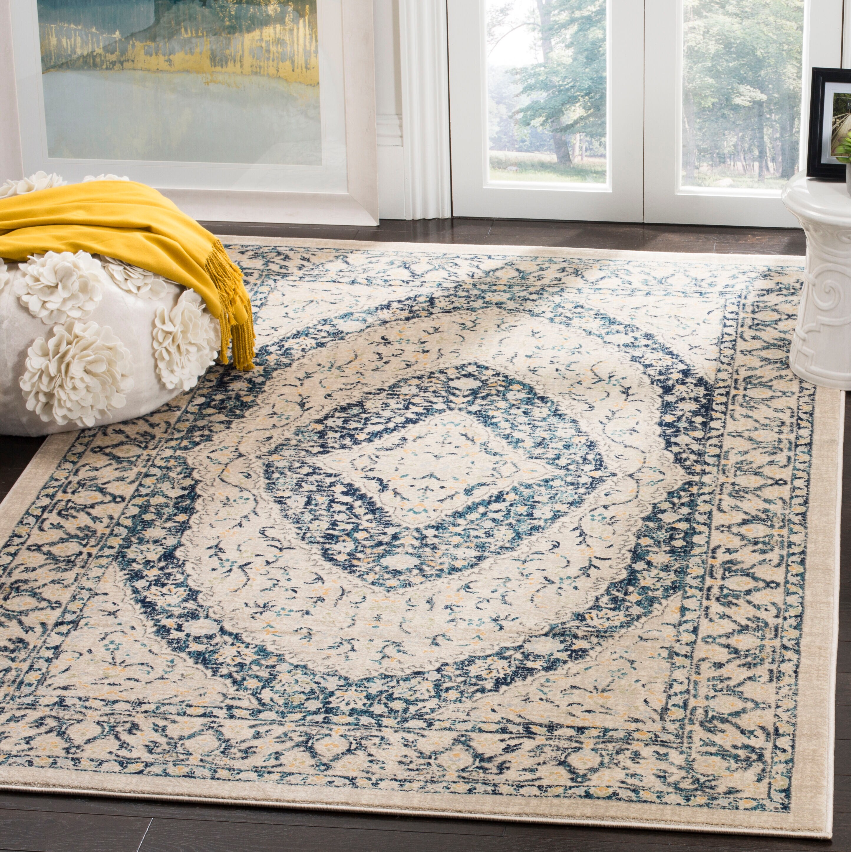 Safavieh EVK518C-4 Evoke Cass 4 x 6 (ft) Loomed Synthetic Beige/Navy Rectangular Indoor Distressed/Overdyed Vintage Area rug