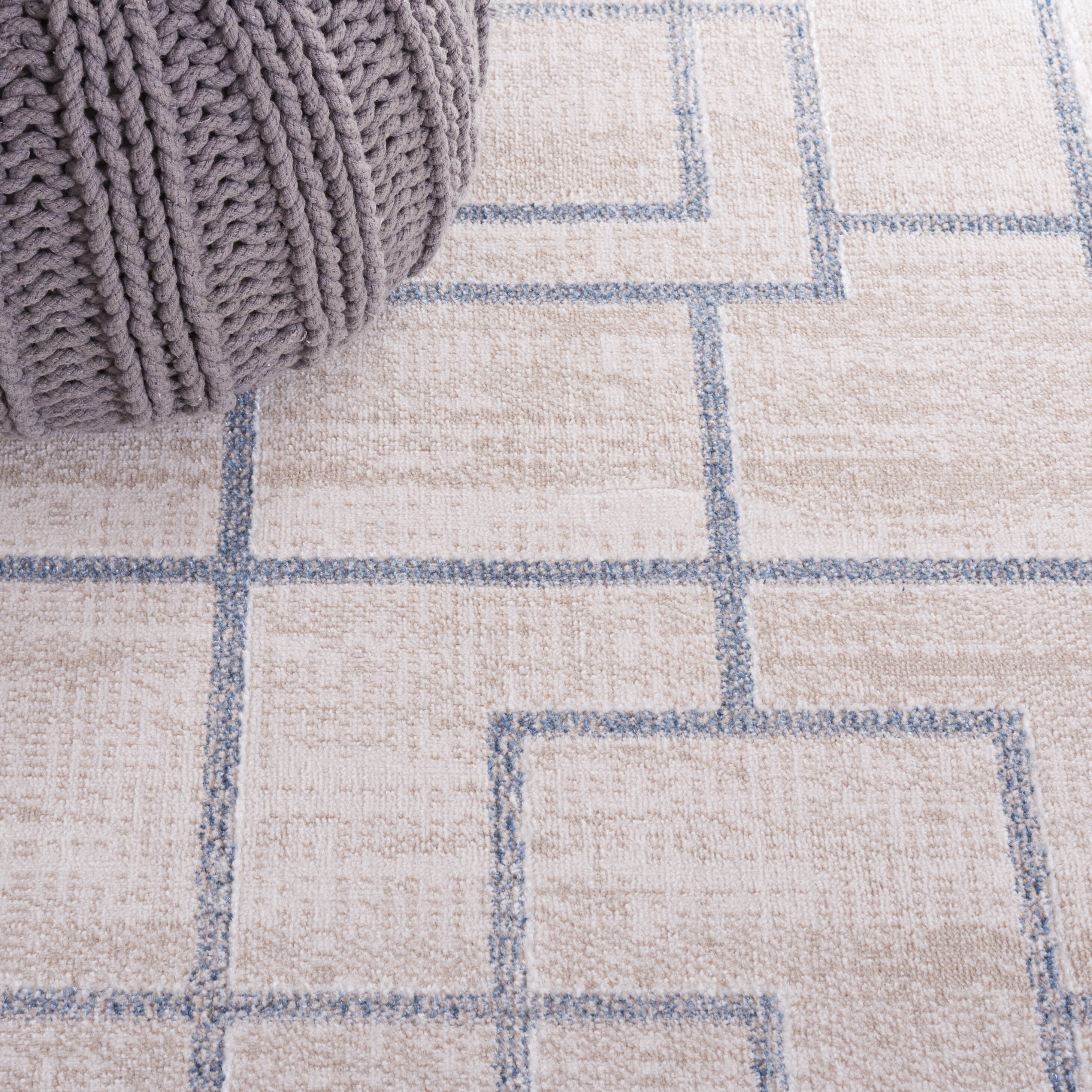 Safavieh BLR238B-5 rugs - View #7