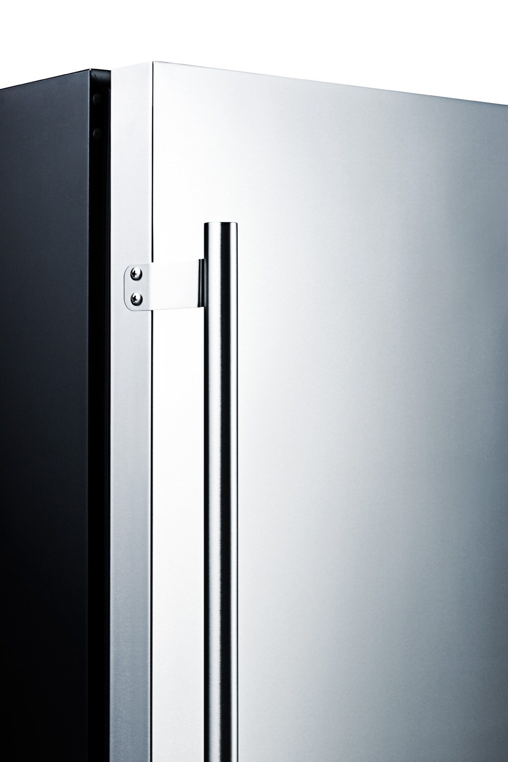 Summit Appliance FF64BSS m050615 - View #4