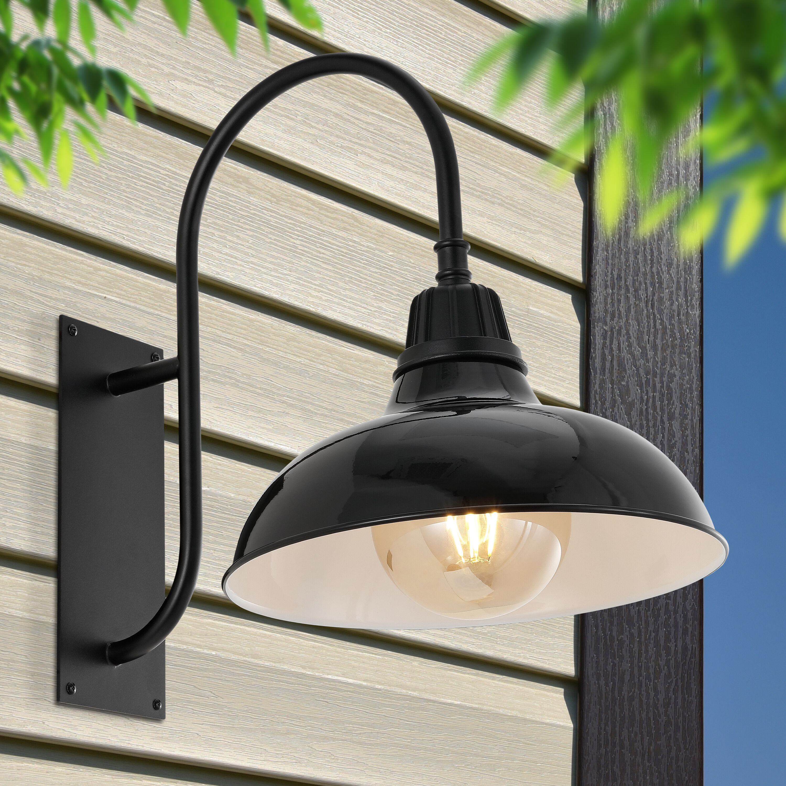 JONATHAN  Y JYL7614B Stanley Farmhouse Industrial Iron Gooseneck Arm 1 -Light 17-in H Polished Black Hardwired Outdoor Wall Light