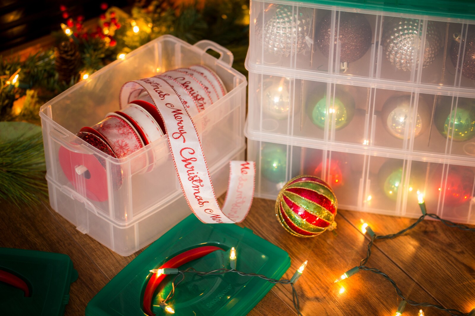 Snapware Snap 'N Stack 3-Layer Seasonal Ornament Storage