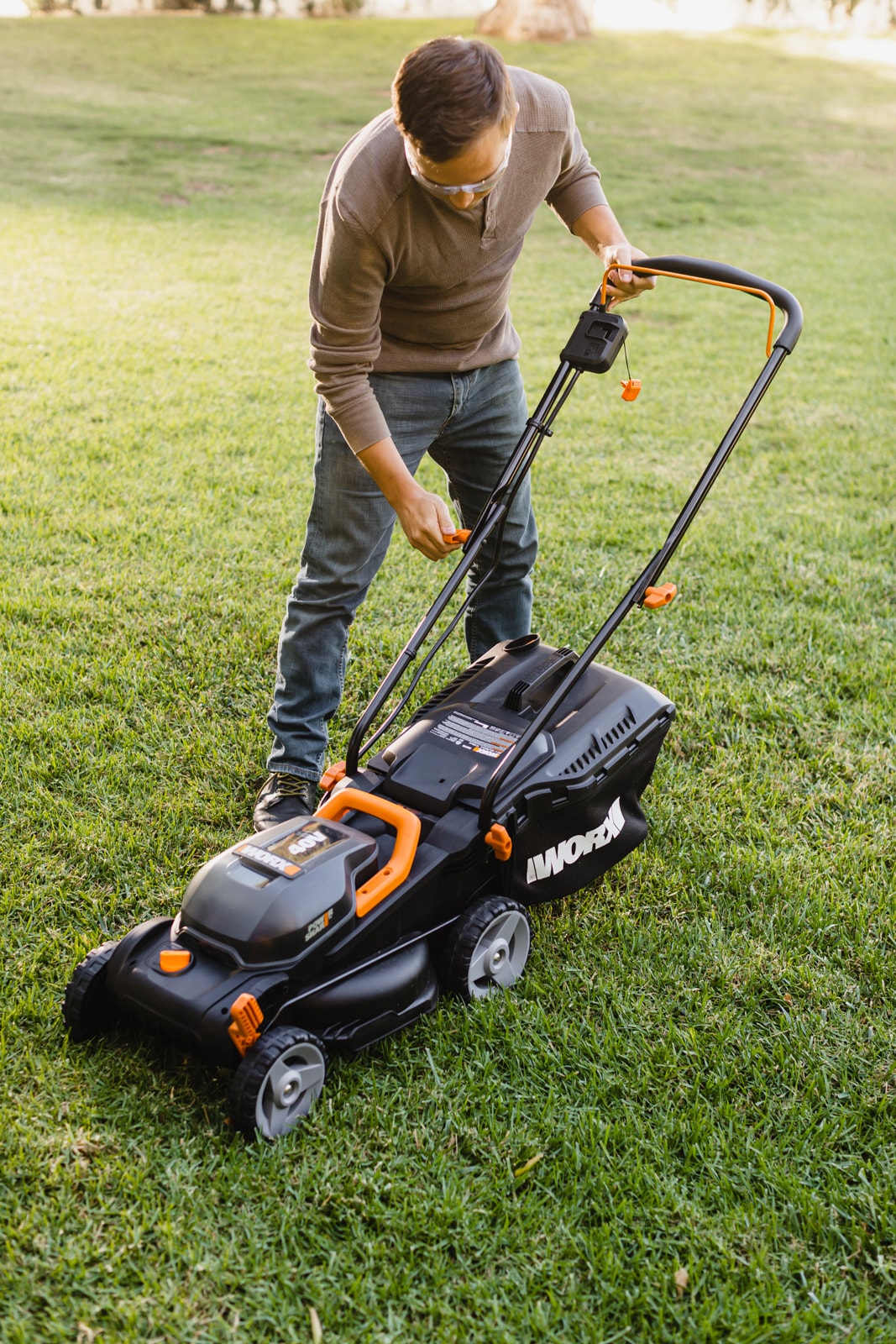 WORX WG779 Cordless-Elec-Push-Mowers - View #12
