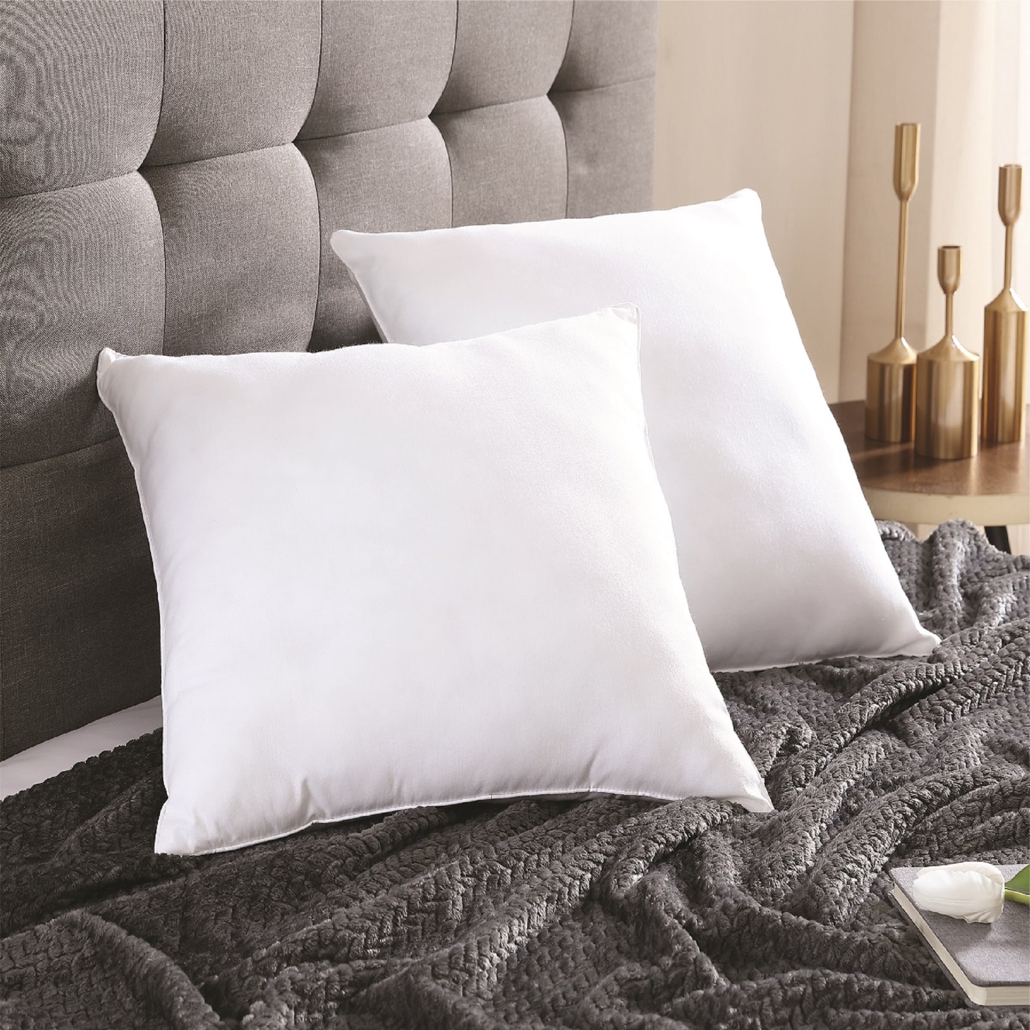 Swift Home Cotton Blend Pillow Insert 20-in x 20-in White Indoor Decorative  Insert in the Throw Pillows department at