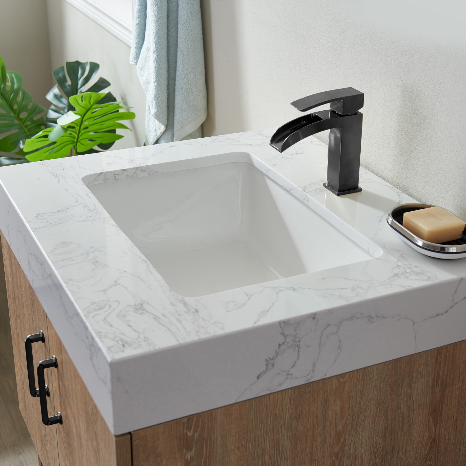 Vinnova Alistair 24" Oak Vanity with White Stone Top