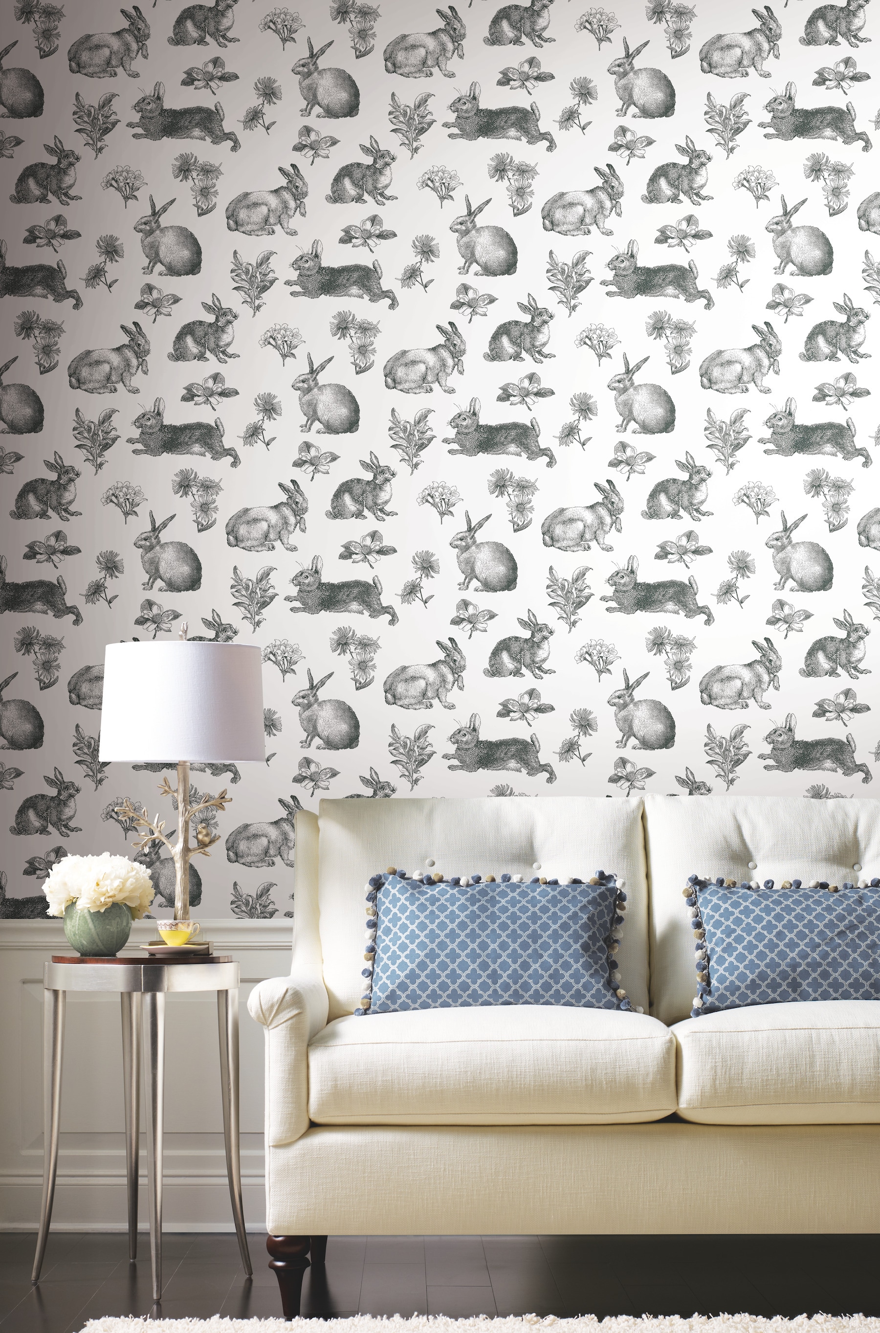 York Wallcoverings Inspired by Color Black and White Book 56-sq ft