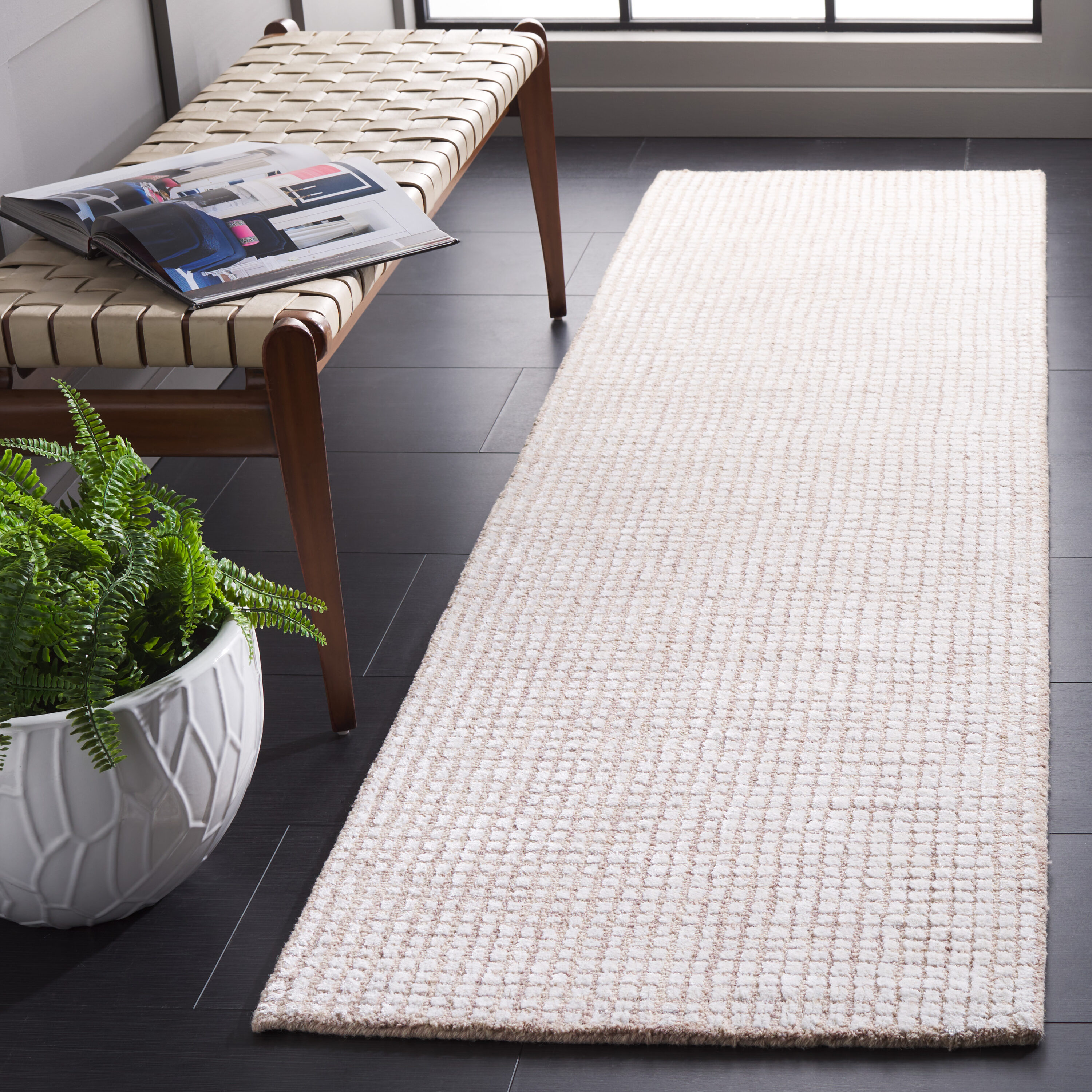  Abstract 470 Ivory/Beige Contemporary 2Ft-3In x 8Ft Runner Rug