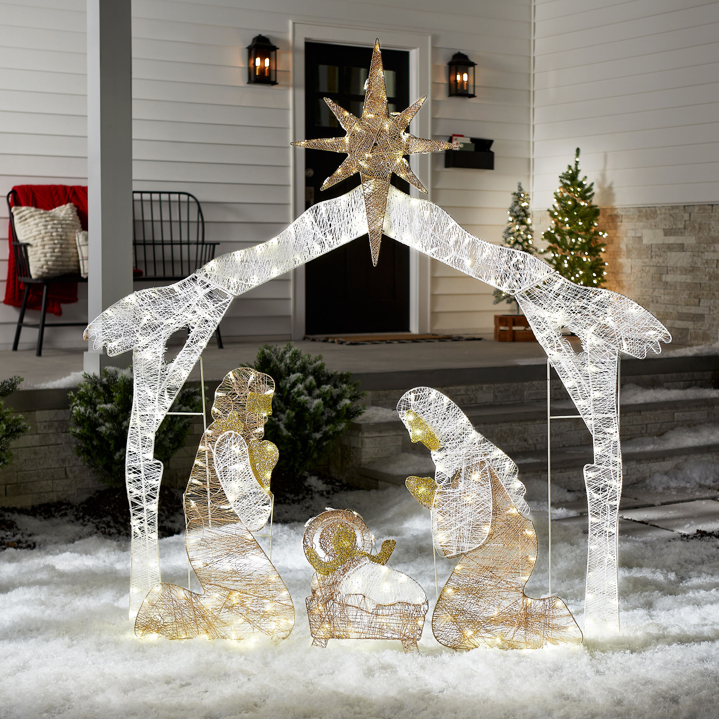National Tree Company DF-250001U Outdoor-Christmas-Decor - View #5