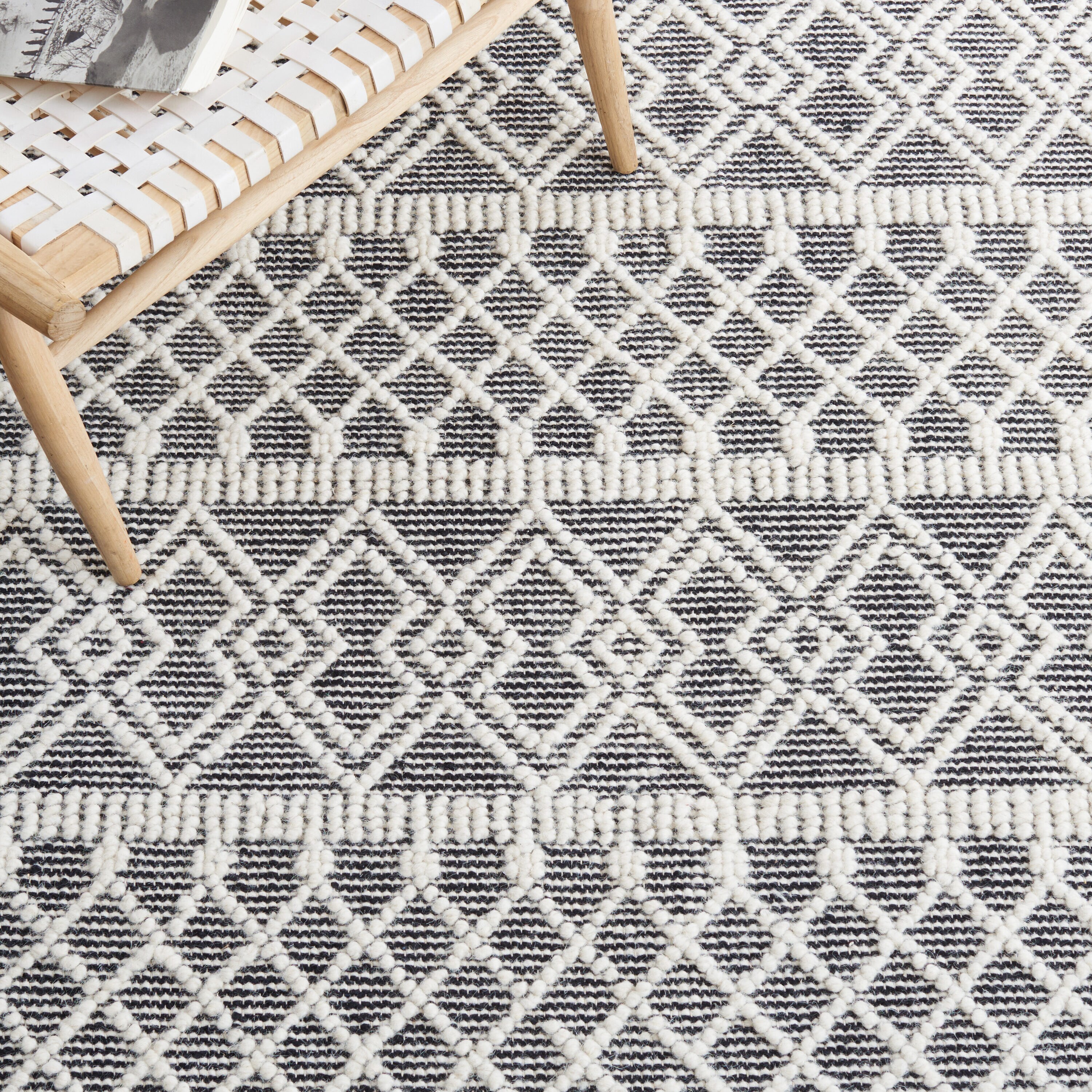 Safavieh NAT828Z-4 rugs - View #5