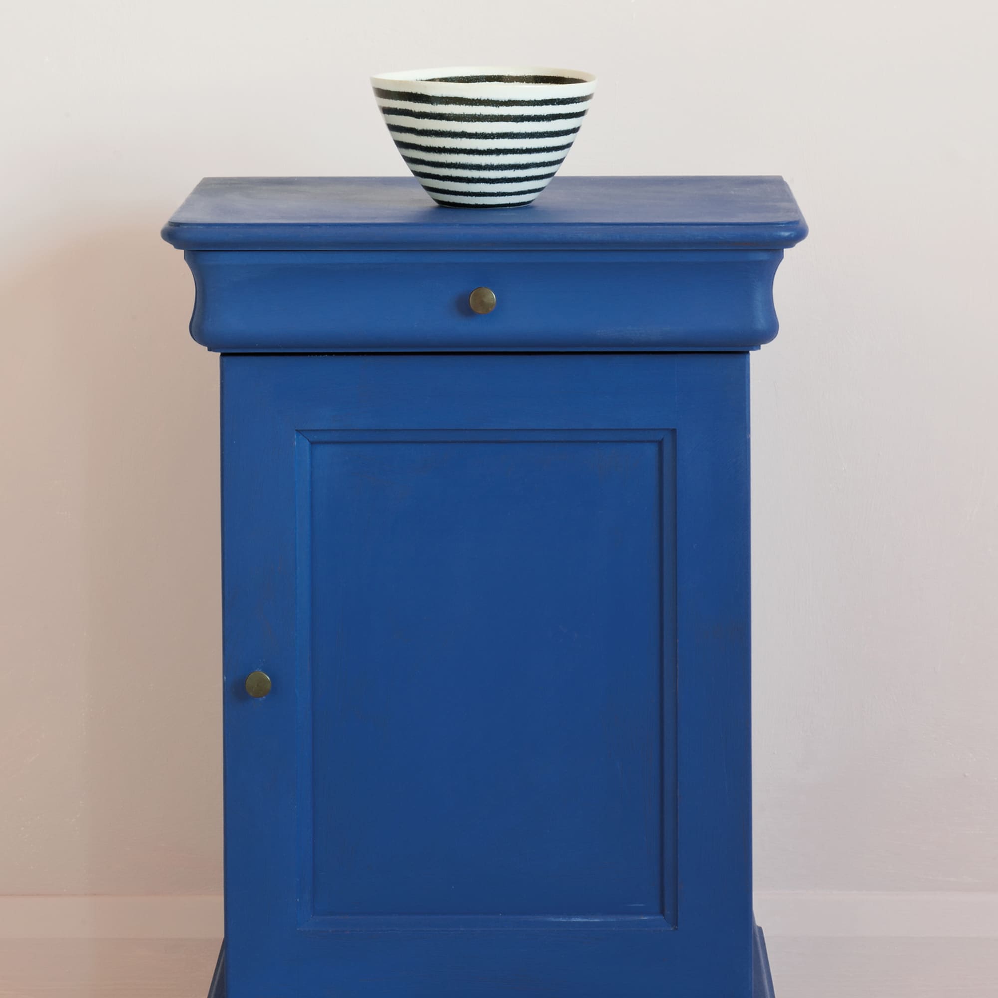 Annie Sloan P006NBL.X101.01 Cabinet-Furniture-Paint - View #2