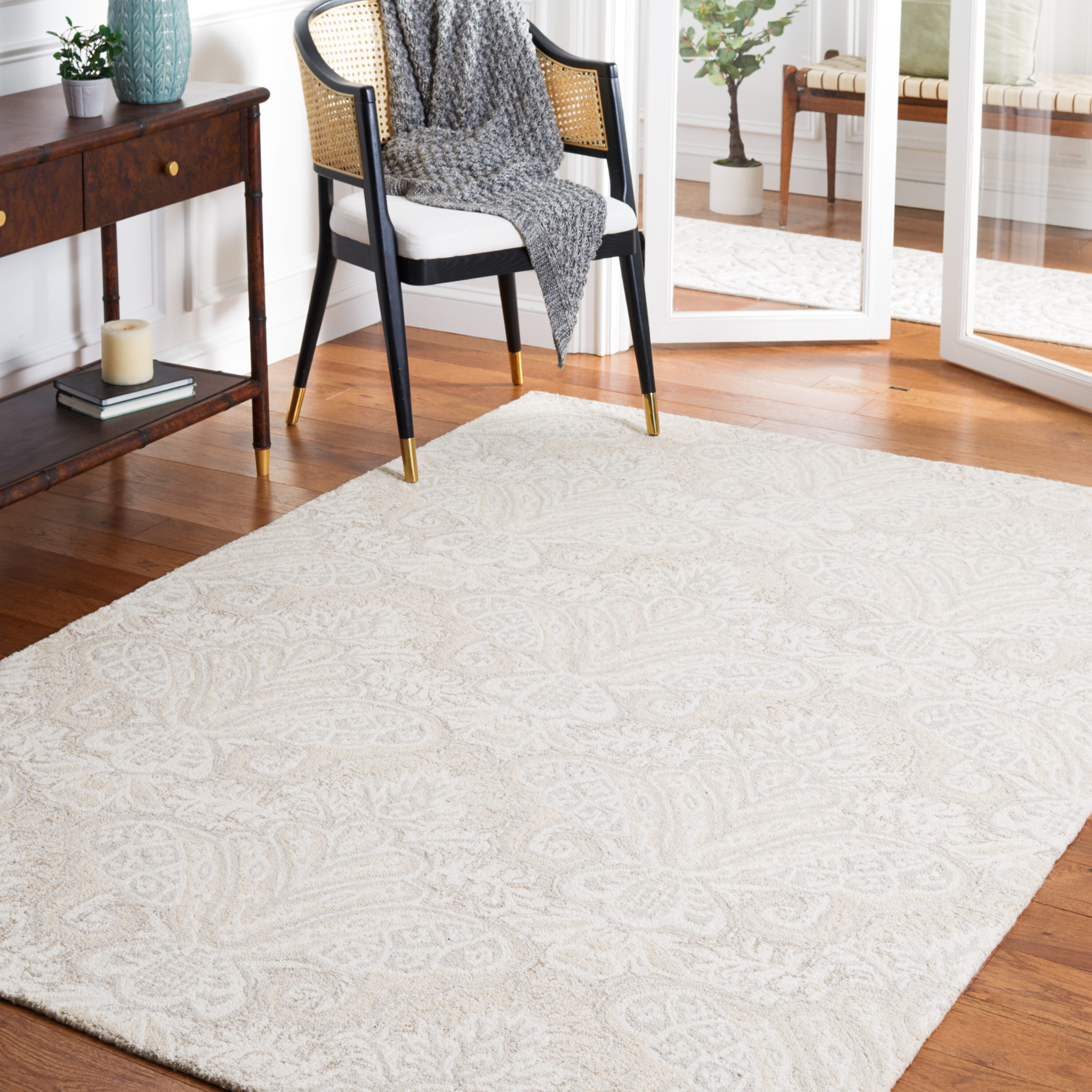  Micro-Loop 539 Beige Traditional 5ft x 8ft Medium Rectangle Rug