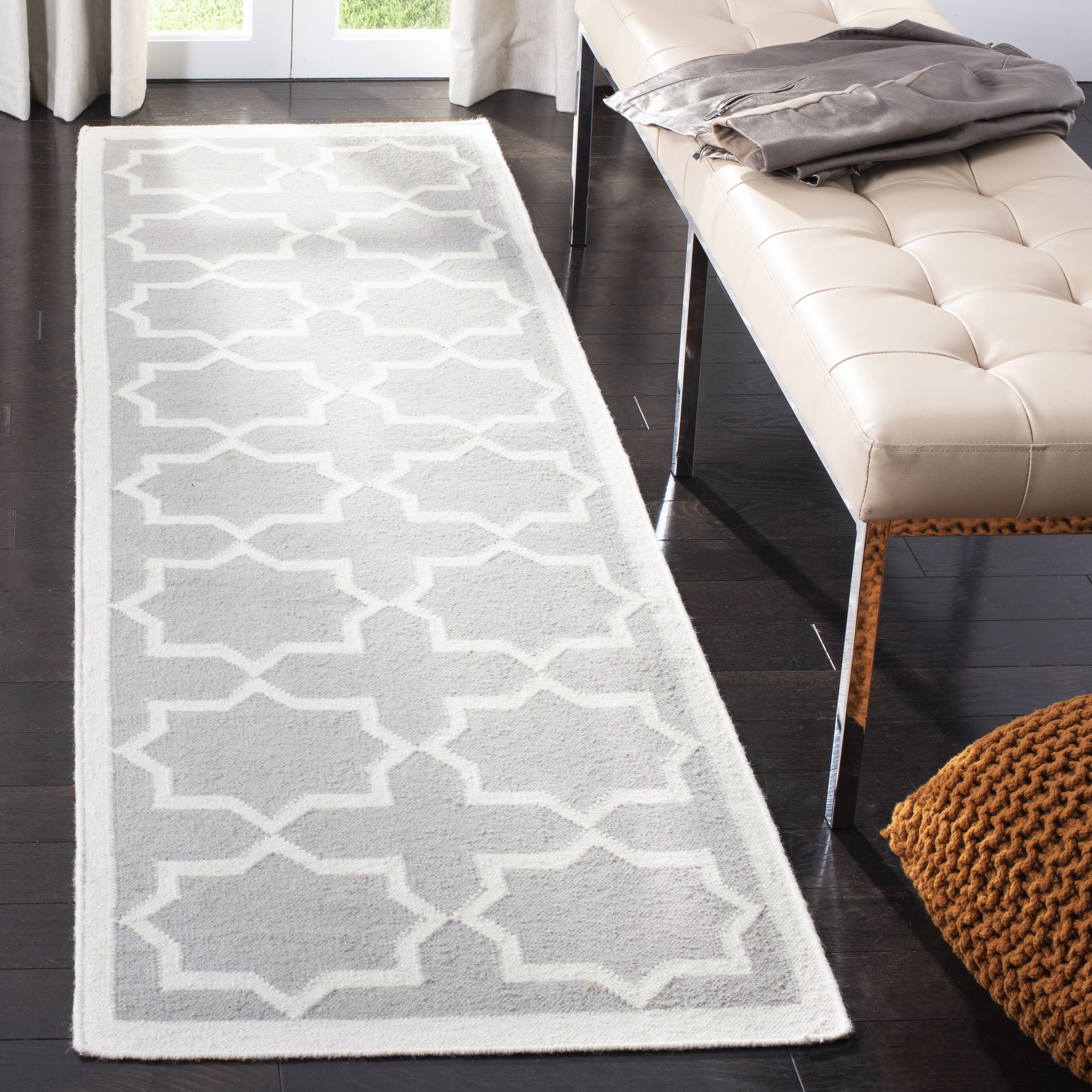 Safavieh DHU549G-26 Dhurries Neva 3 x 6 (ft) Wool Gray/Ivory Rectangular Indoor Geometric Coastal Runner rug