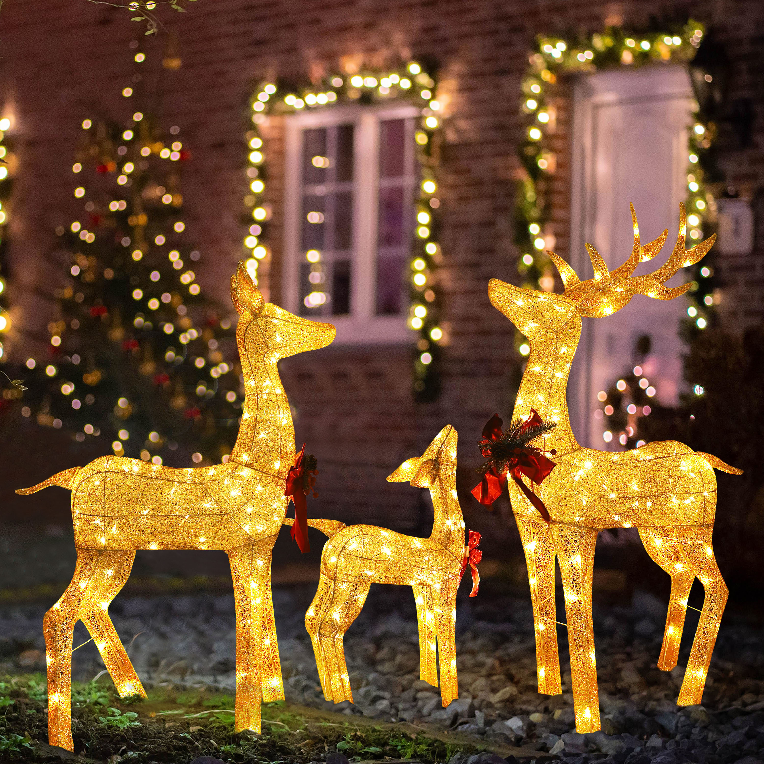 Tilhører at klemme udkast VEIKOUS 3-Piece Deer Family 53-in Deer Free Standing Decoration with Clear  LED Lights in the Outdoor Christmas Decorations department at Lowes.com