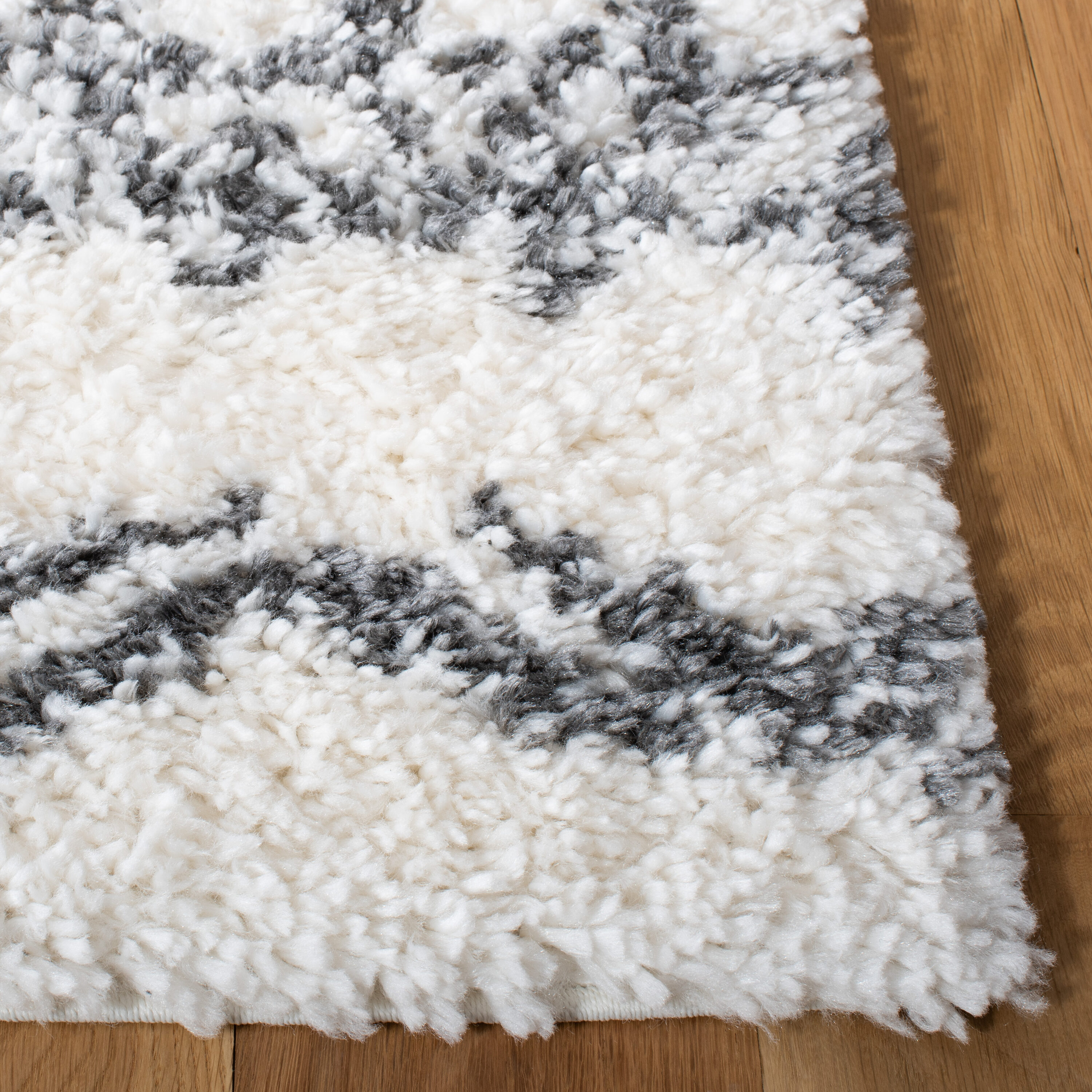 Safavieh PMA542A-7SQ rugs - View #2