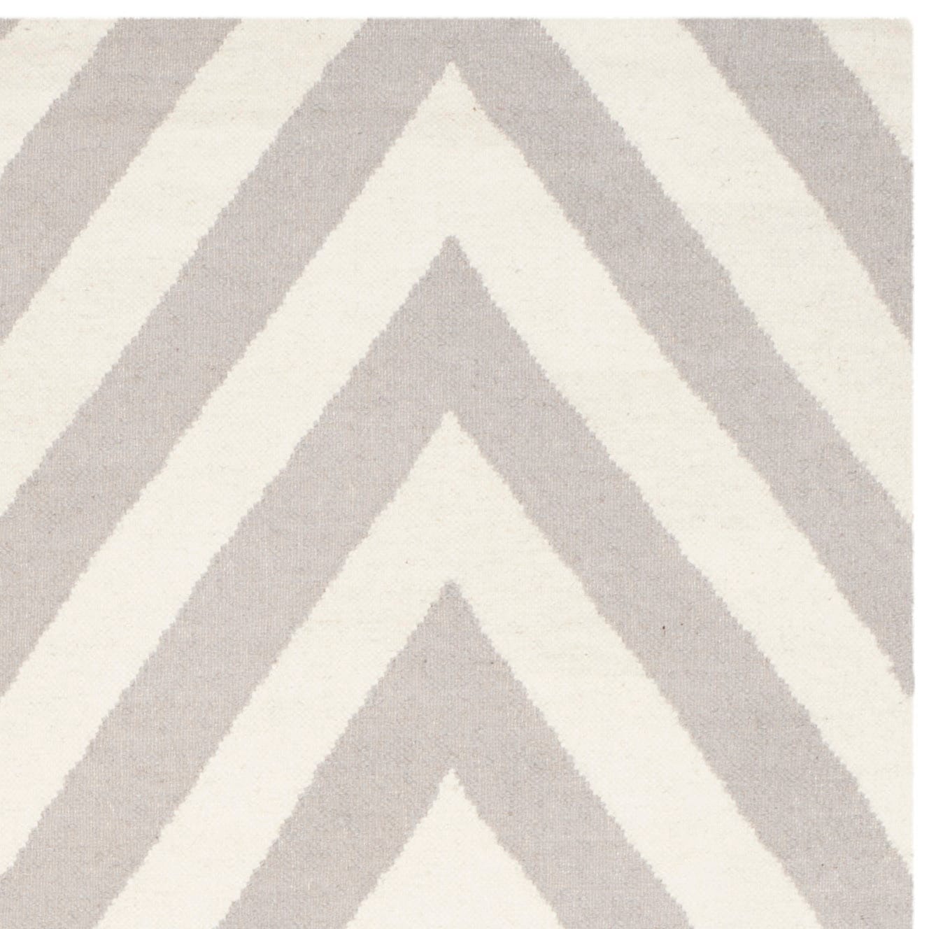 Safavieh DHU568B-4 rugs - View #4
