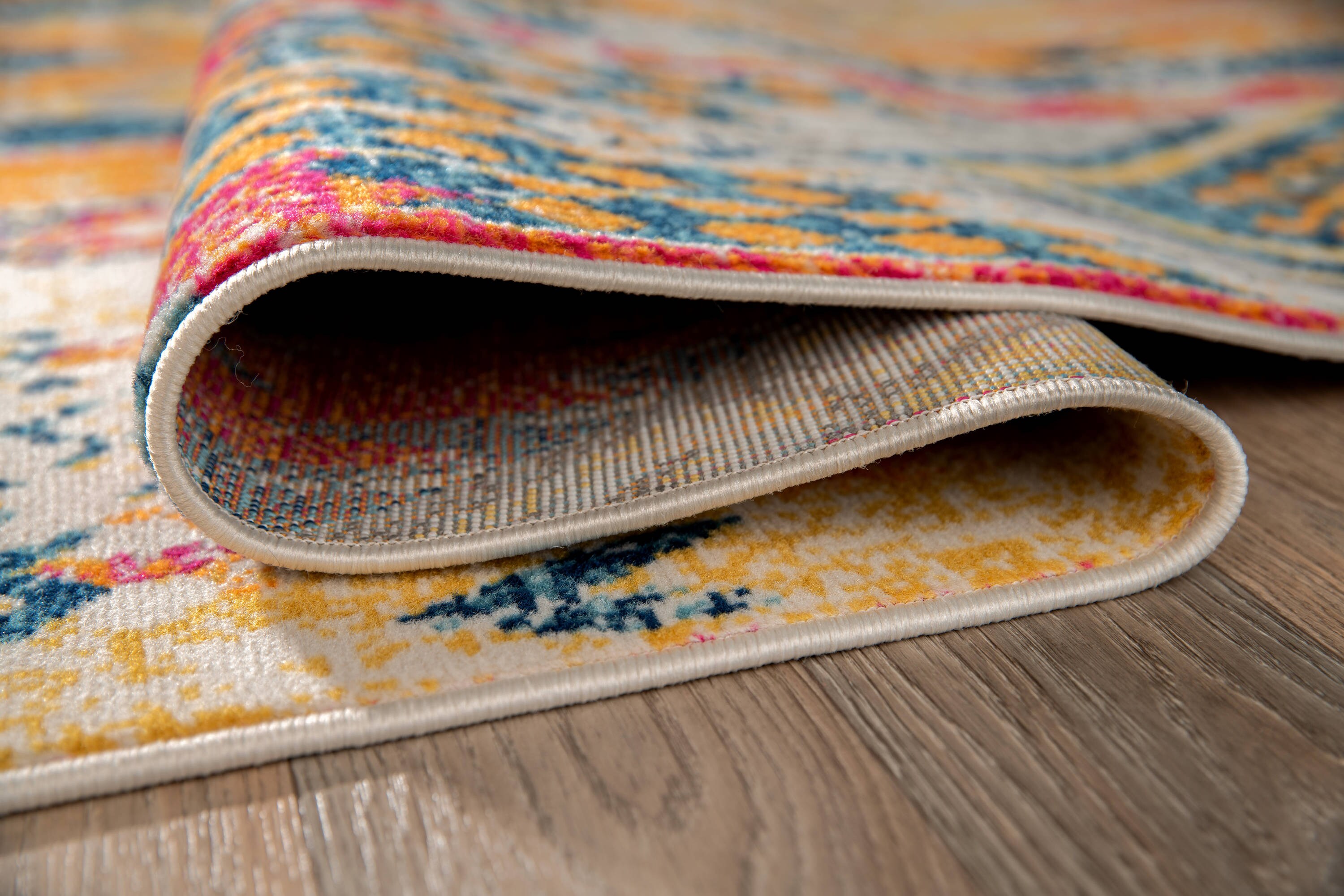 Multicolor Geometric Stain-Resistant Synthetic Area Rug 42" x 4"