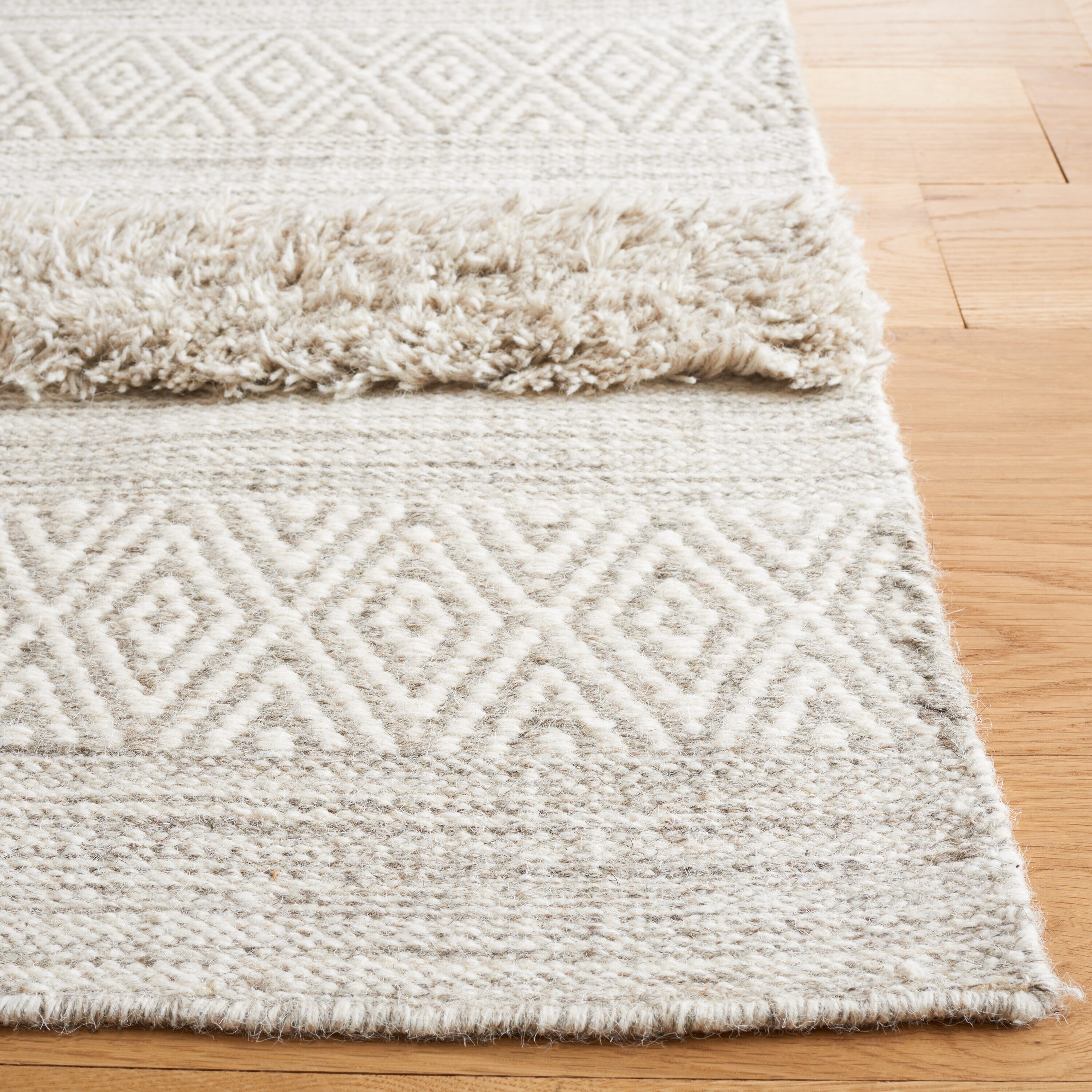Safavieh VRM903F-4 rugs - View #6