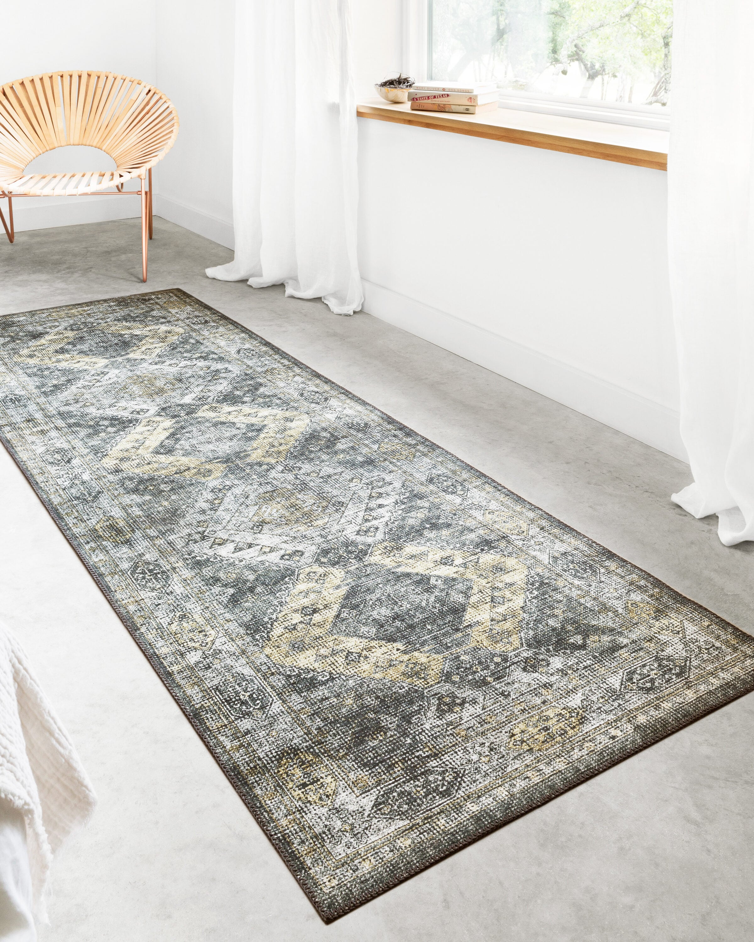 Loloi II SKYESKY-09GTSI26A0 Skye 3 x 10 (ft) Loomed Polyester Graphite / Silver Rectangular Indoor Distressed/Overdyed Oriental Area rug