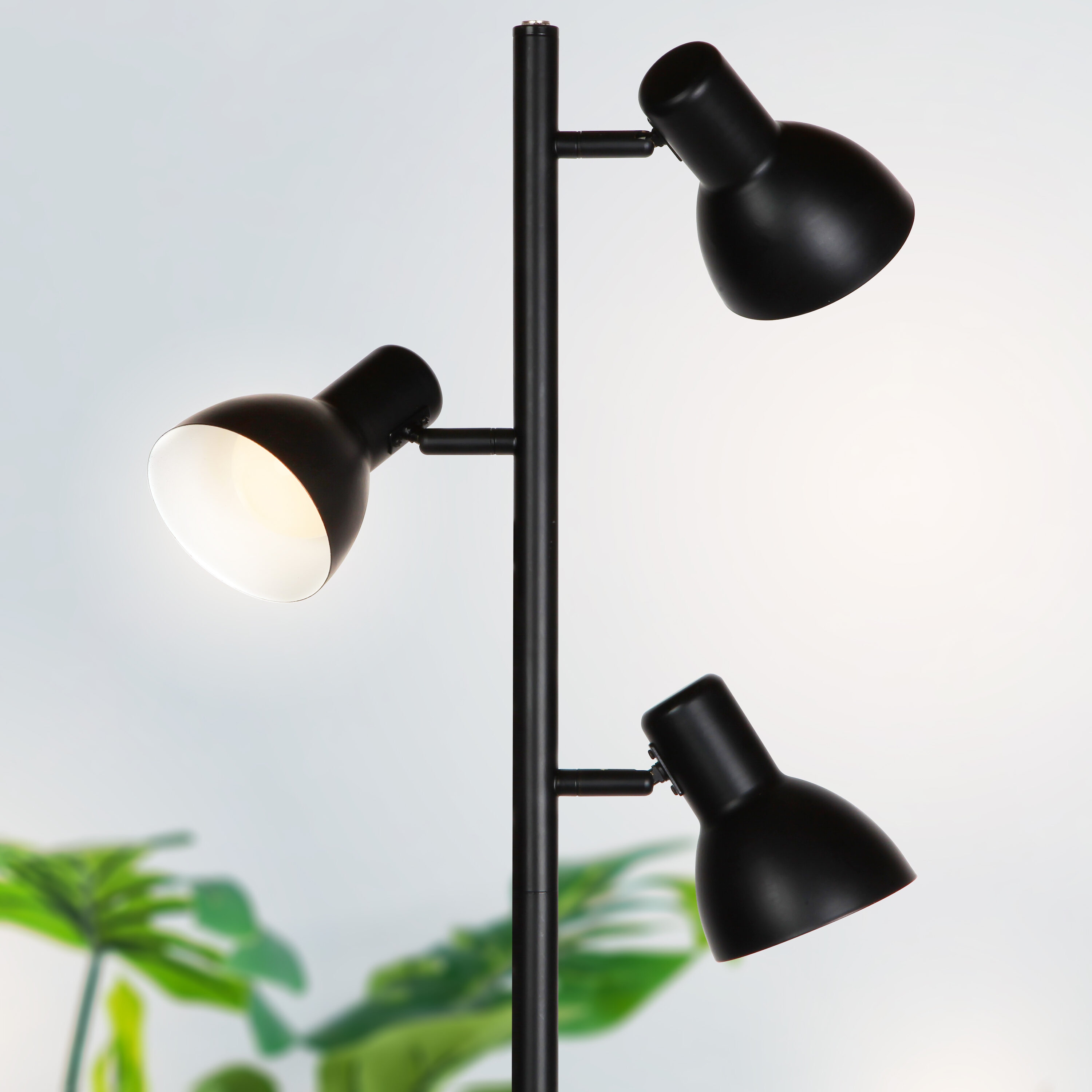 Brightech FL-ETHAN-BLK floorlamps - View #3