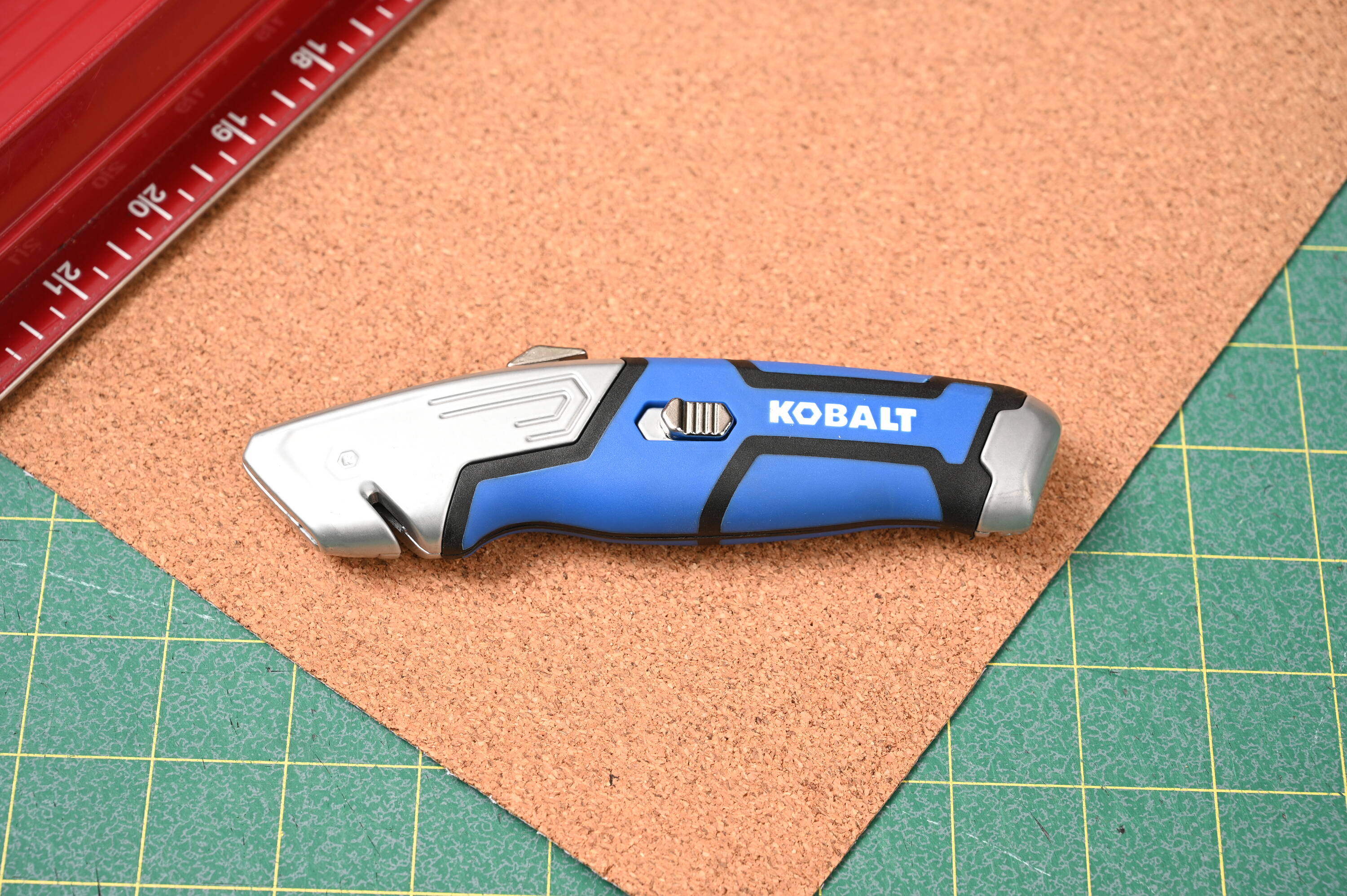  Kobalt 28-Piece Lockback Utility Knife Set : Tools & Home  Improvement