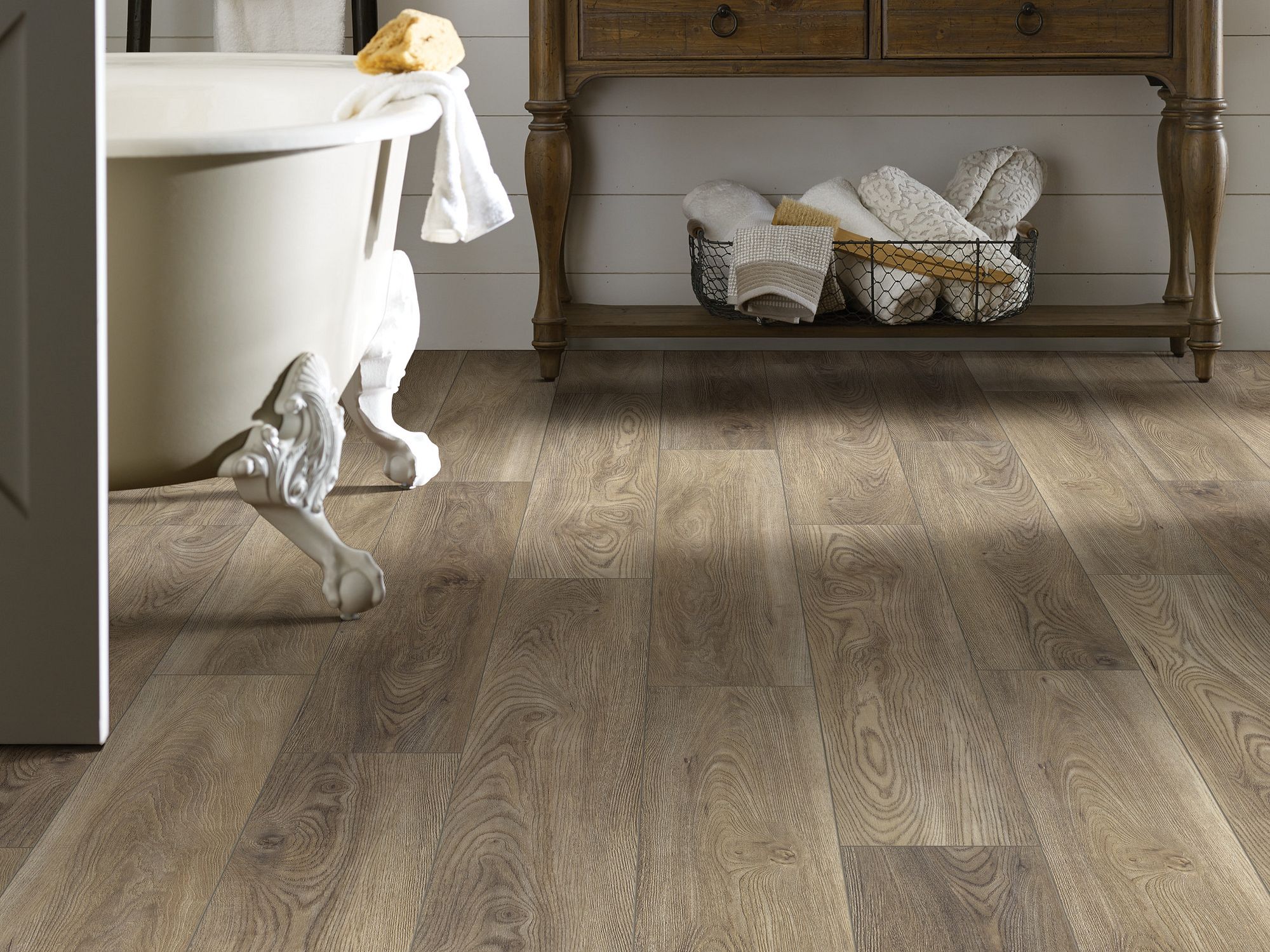 Shaw Floors Wayfinder Click Lock Waterproof Luxury Vinyl Plank Flooring -  Retreat Pine