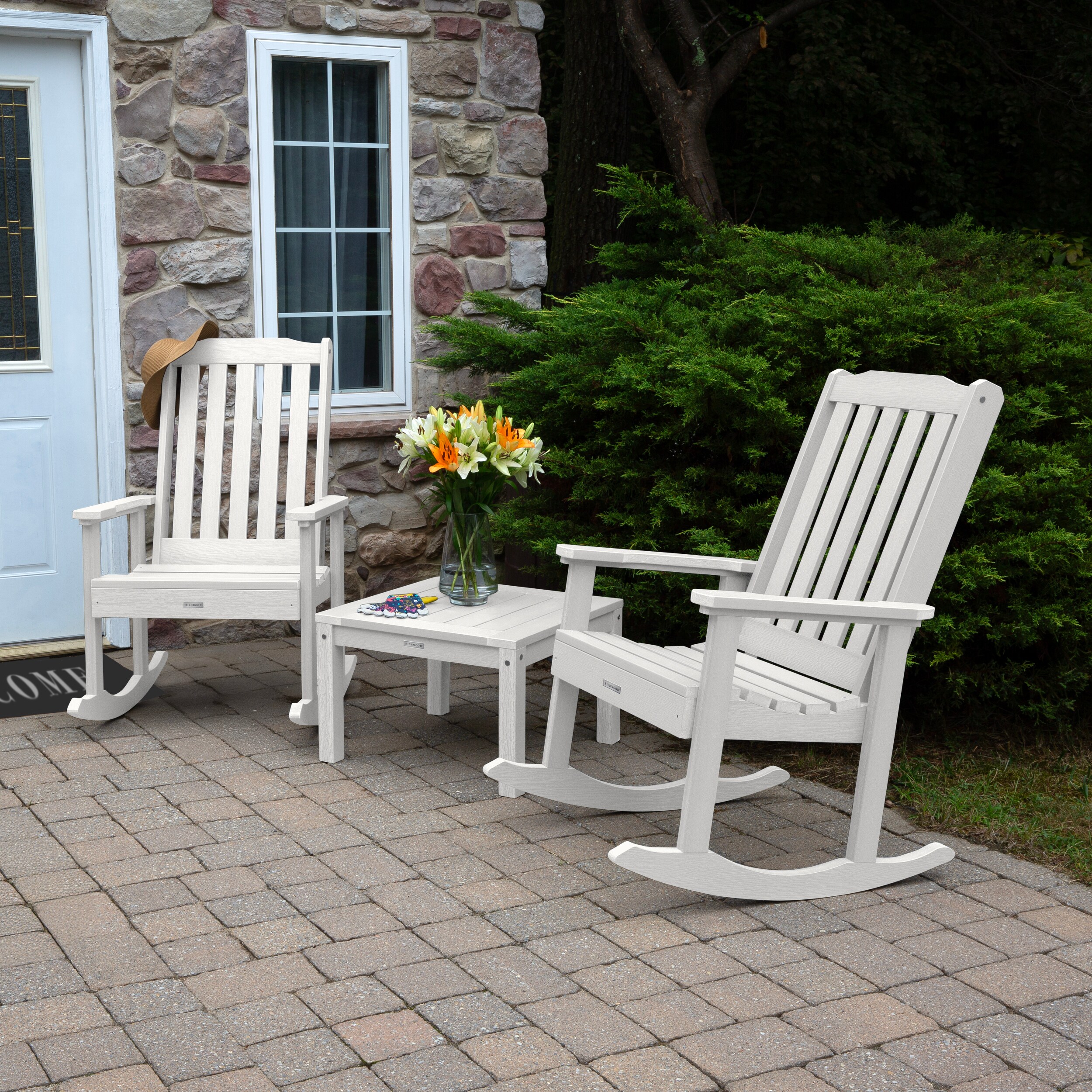 highwood AD-KITRKCH1-WHE Lehigh 3 -Piece Patio Conversation Set