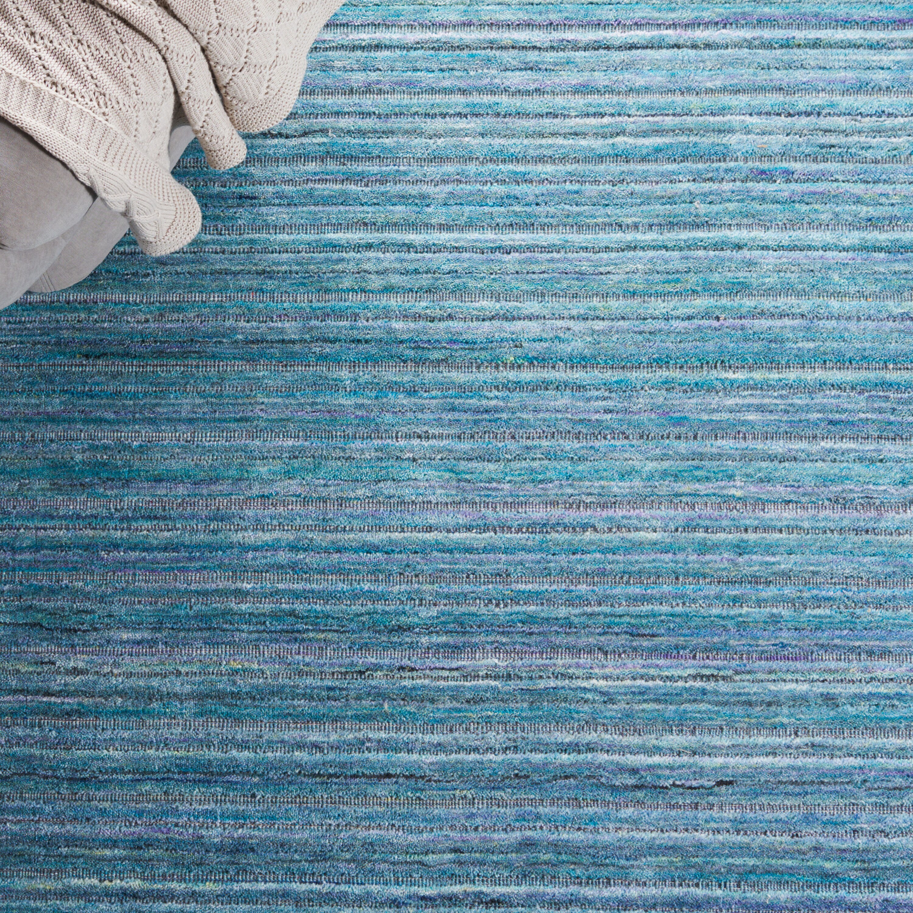 Safavieh ELM701J-4 rugs - View #5