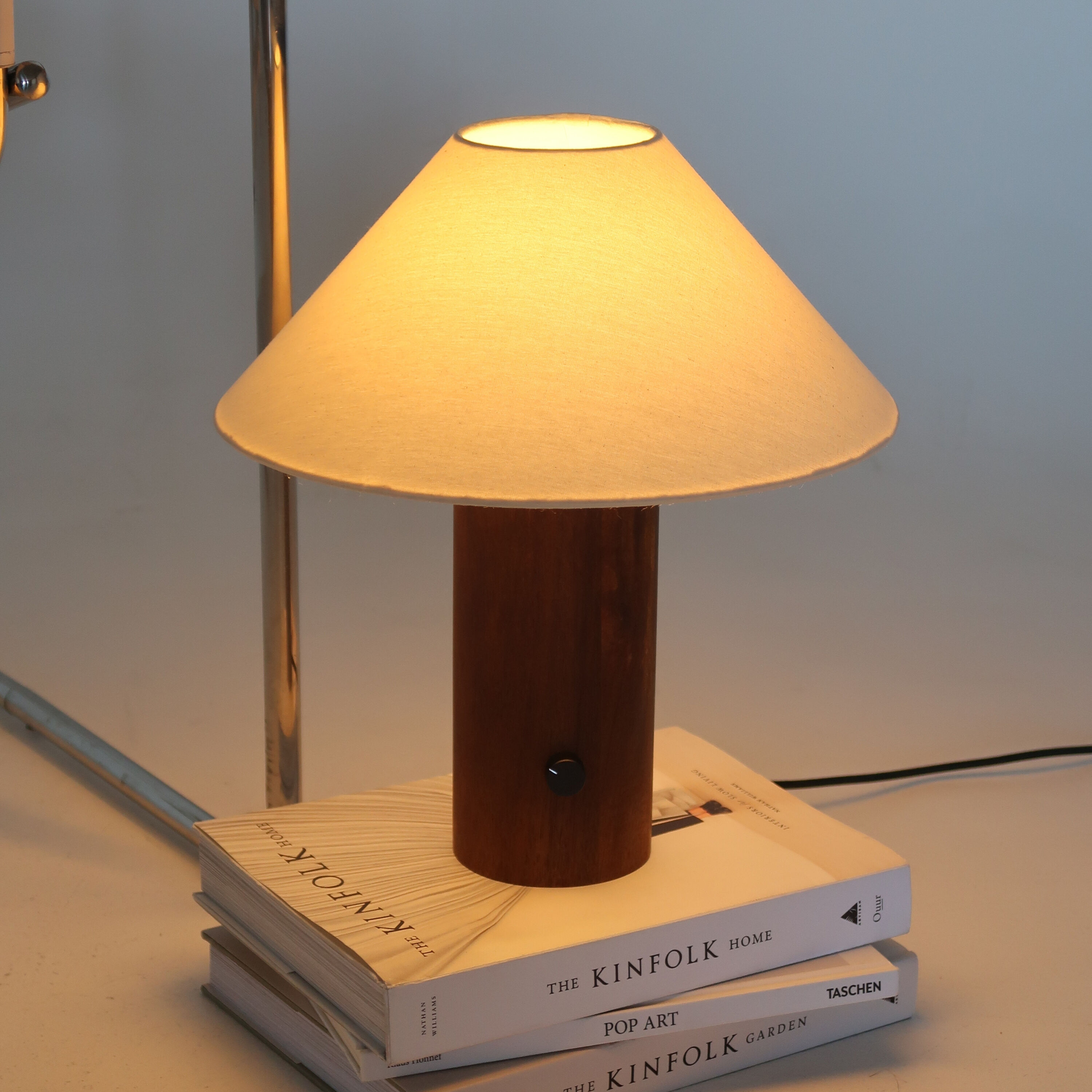 Brightech TL-OKLY Table-Lamps - View #8