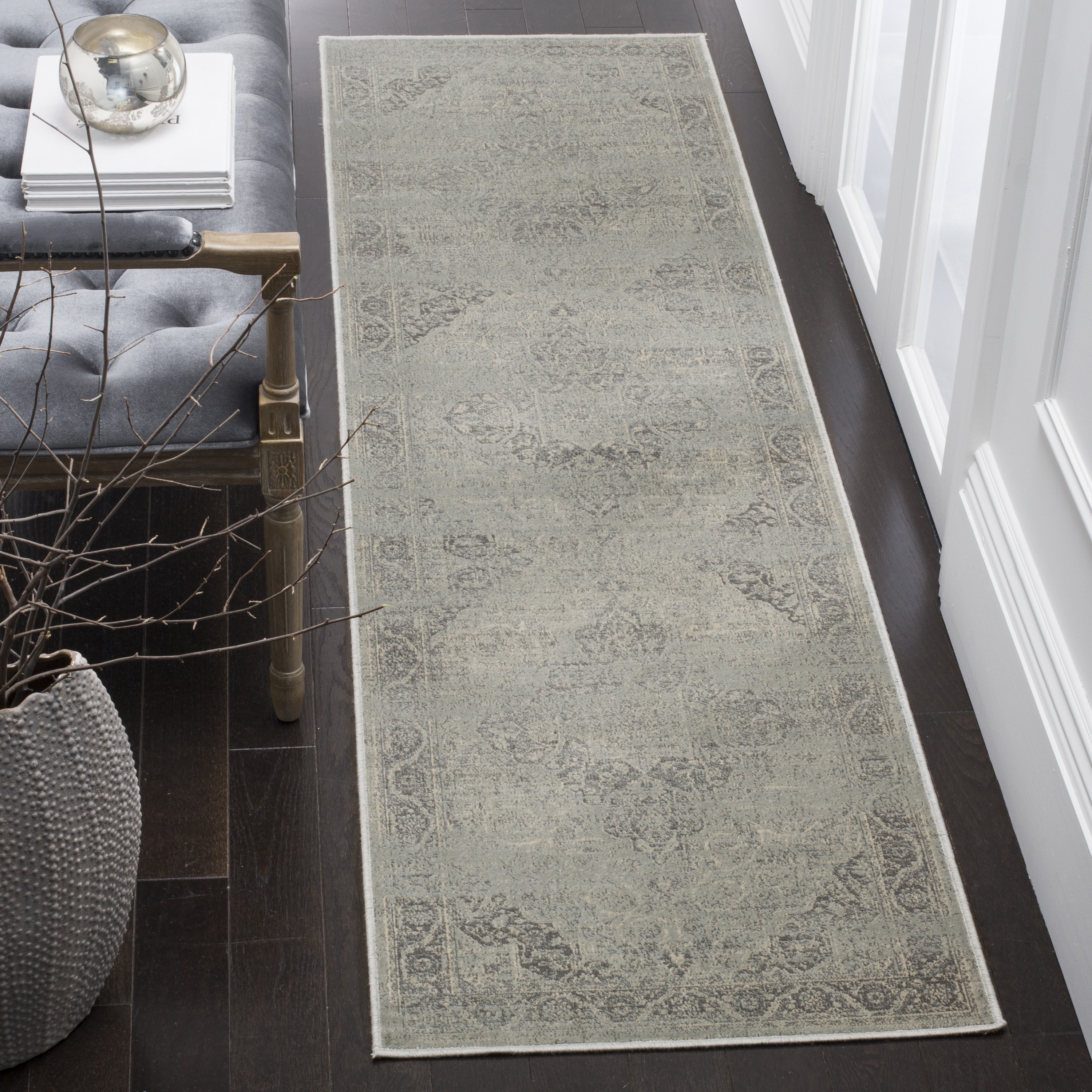Safavieh VTG159-7660-28 Vintage Tabbas 2 x 8 (ft) Loomed Synthetic Silver Rectangular Indoor Distressed/Overdyed Vintage Runner rug