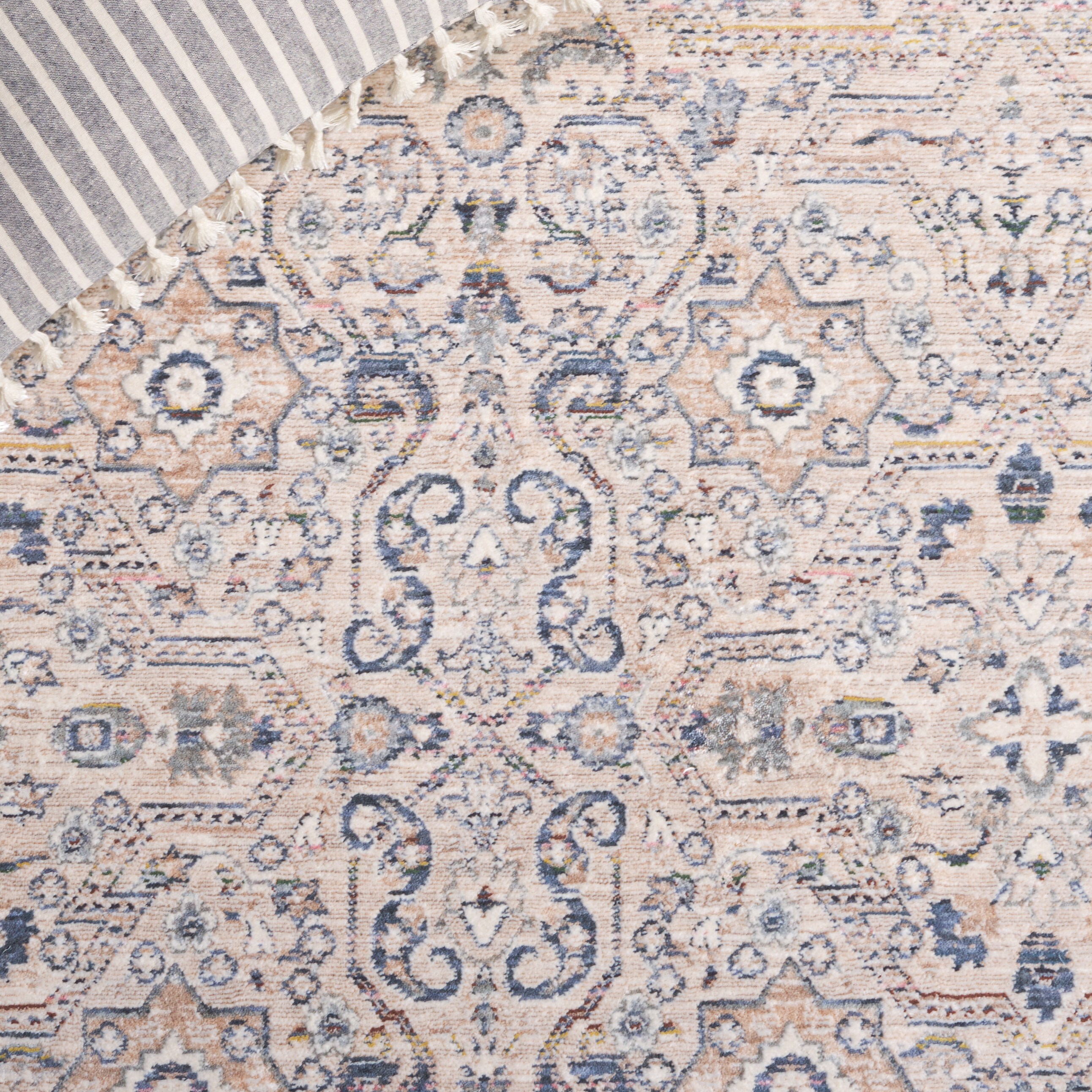 Safavieh SUT104B-8 rugs - View #5