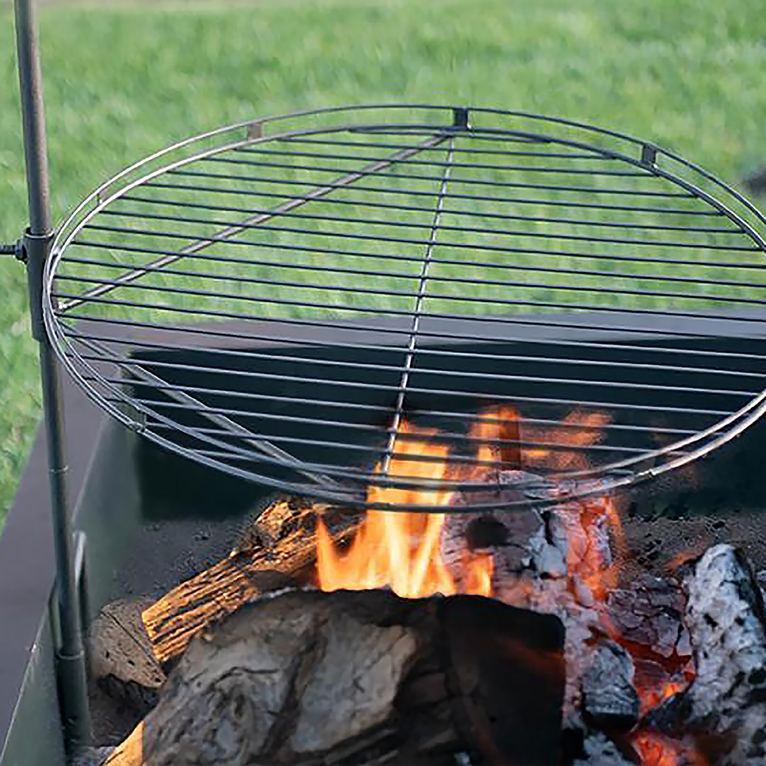 radium flare stemme Blue Sky Outdoor Living 11 lbs. Black Steel Fire Pit Swing Away Grill in  the Fire Pit Accessories department at Lowes.com