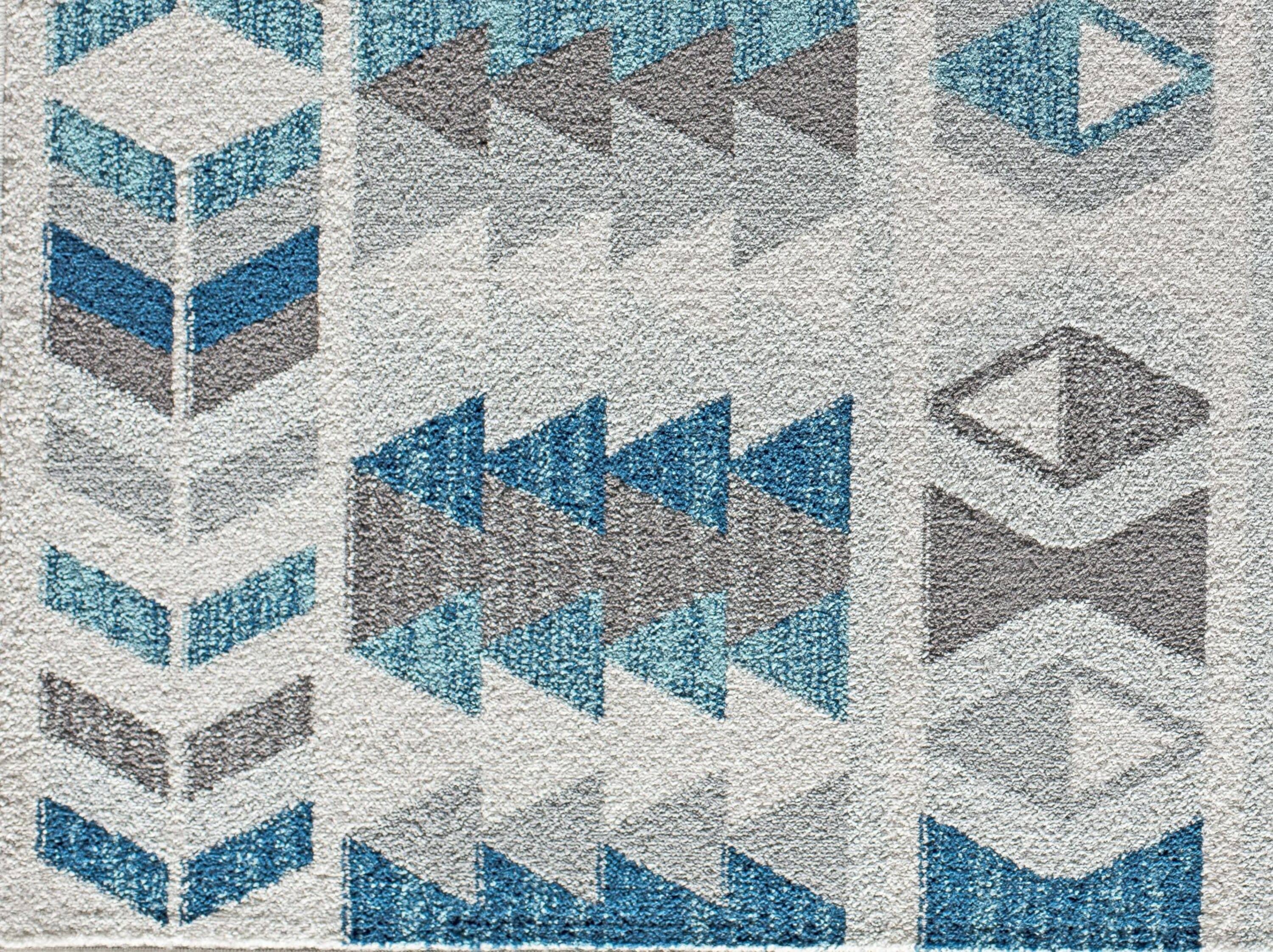 Mixed Berry Geometric Synthetic Rectangular Area Rug, 5' x 7'