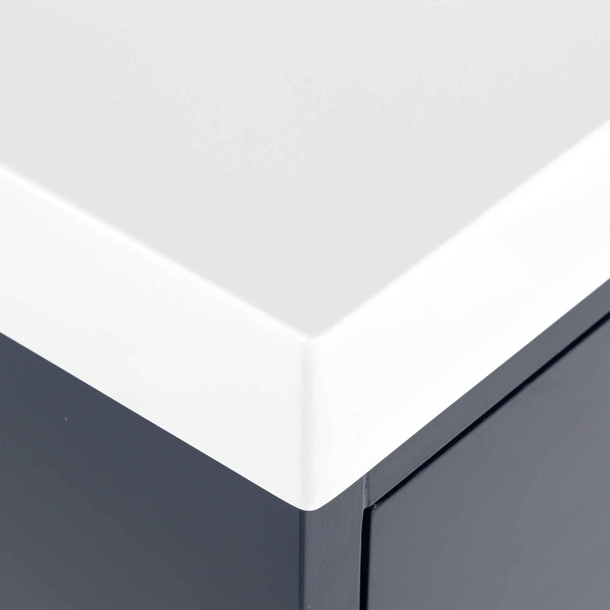 Diamond NOW Ensley 30-in Sapphire Blue Single Sink Bathroom Vanity 