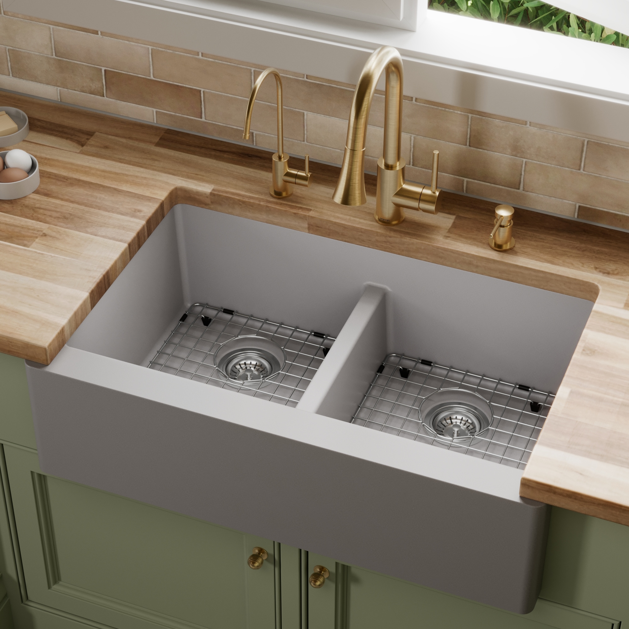 Karran - Farmhouse apron front 34-in x 21.25-in Quartz Double equal bowl Kitchen Sink