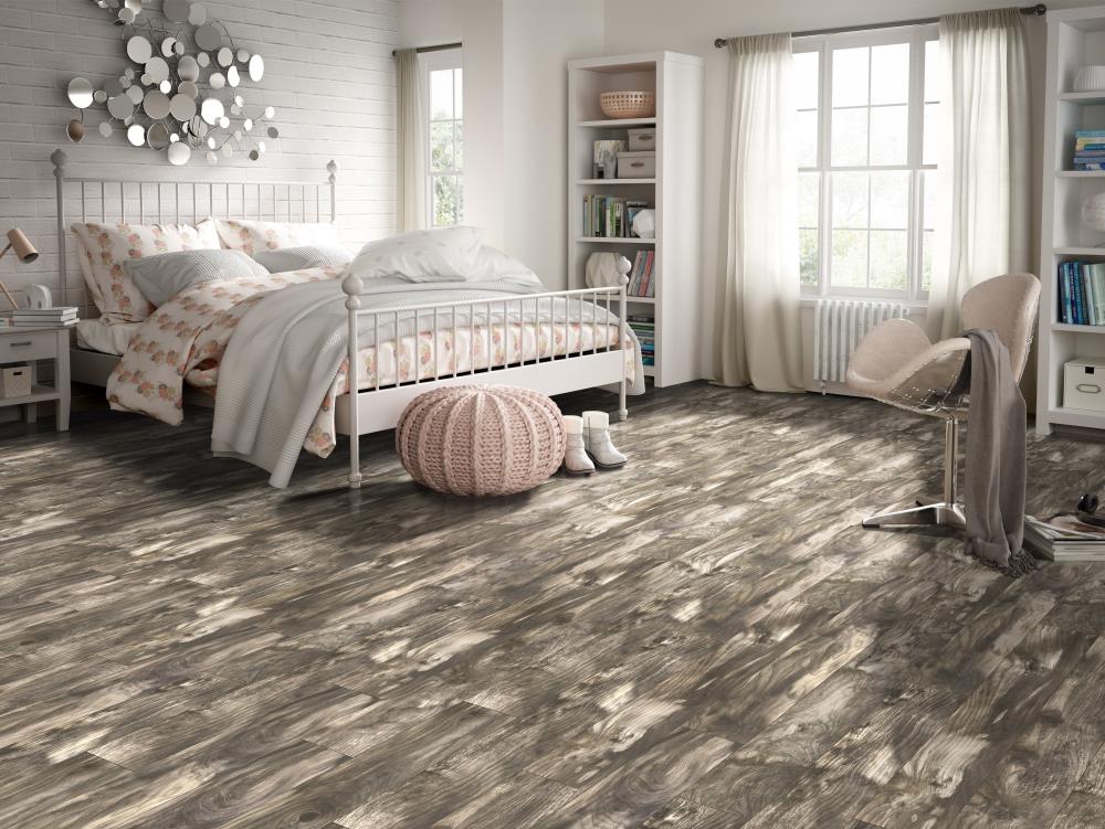 allen + roth L407SMP Laminate-Flooring-Samples - View #3