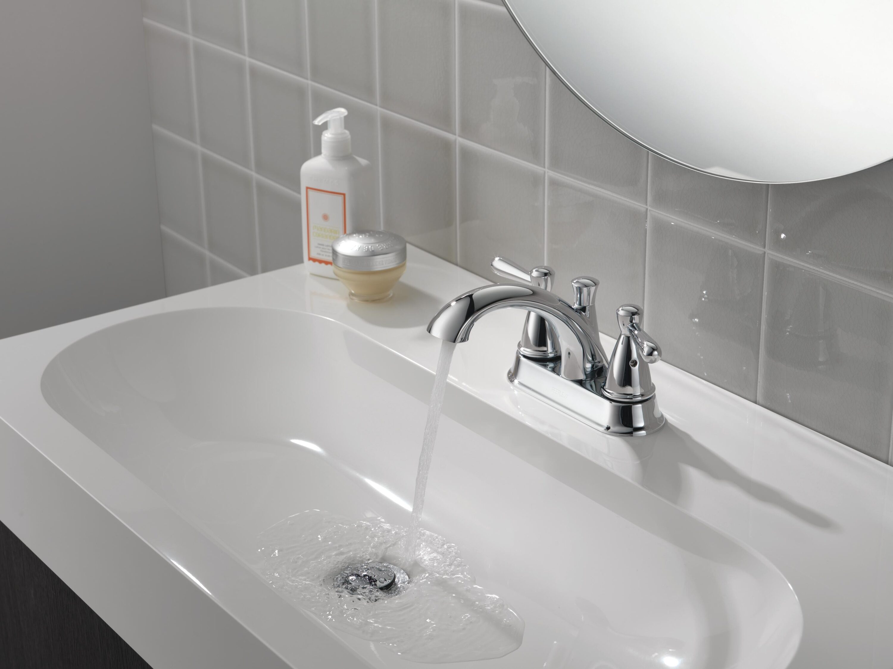 Delta P99640LF Lavatory-Faucets - View #2