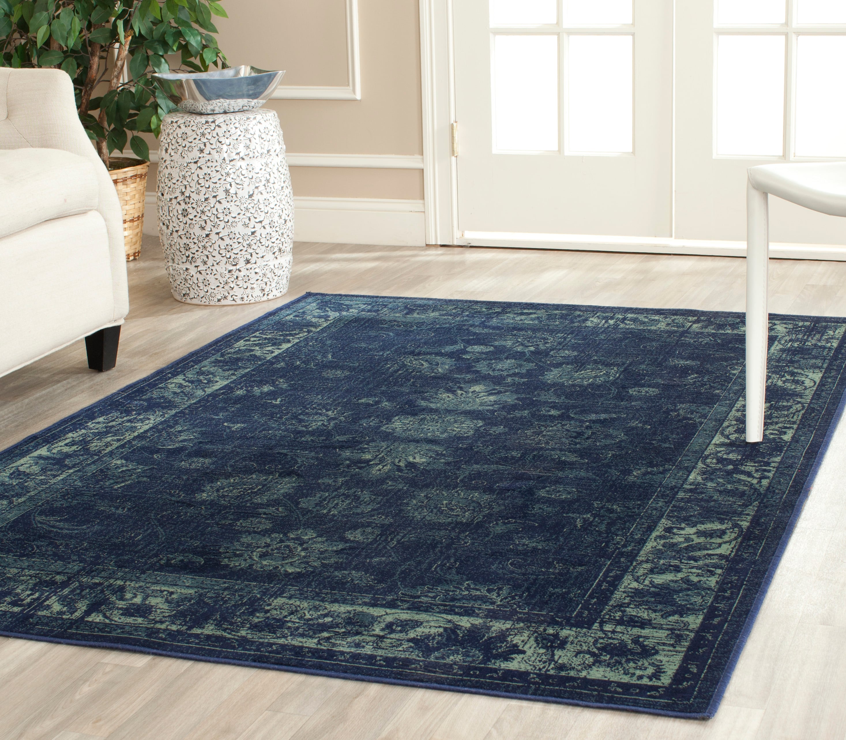 Safavieh VTG117-330-5 Vintage Mosed 5 x 8 (ft) Loomed Synthetic Dark Brown/Beige Rectangular Indoor Distressed/Overdyed Vintage Area rug