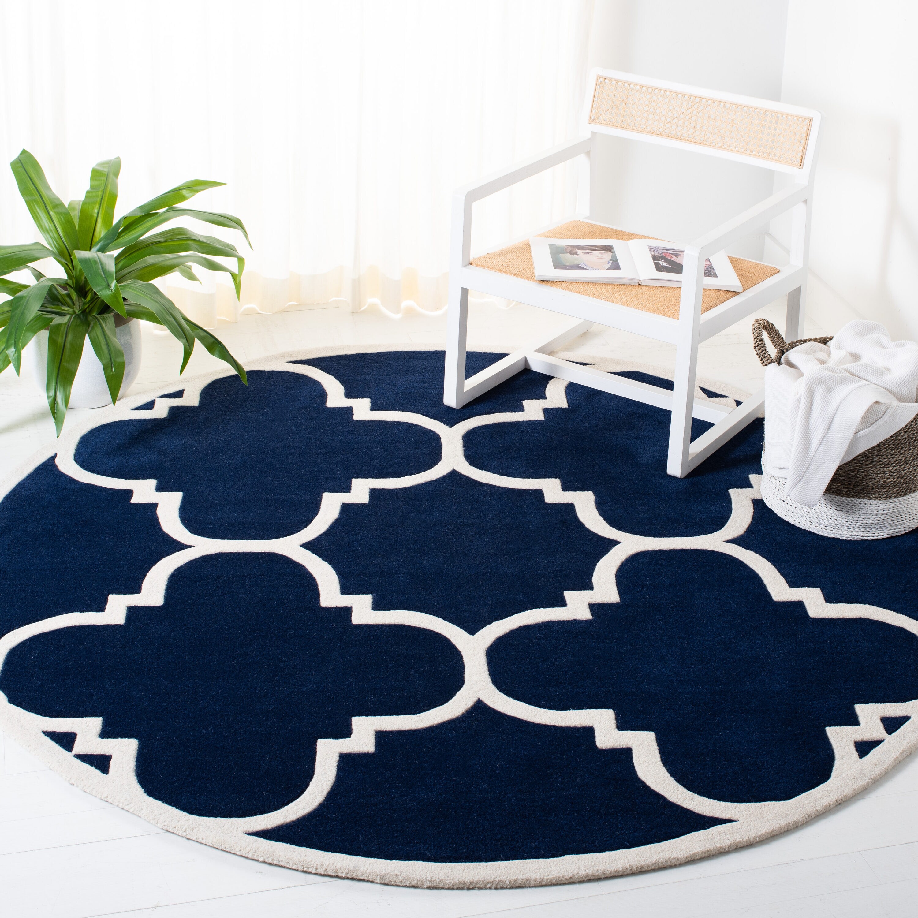  Chatham 730 Dark Blue/Ivory Contemporary 5ft x 5ft Round Rug