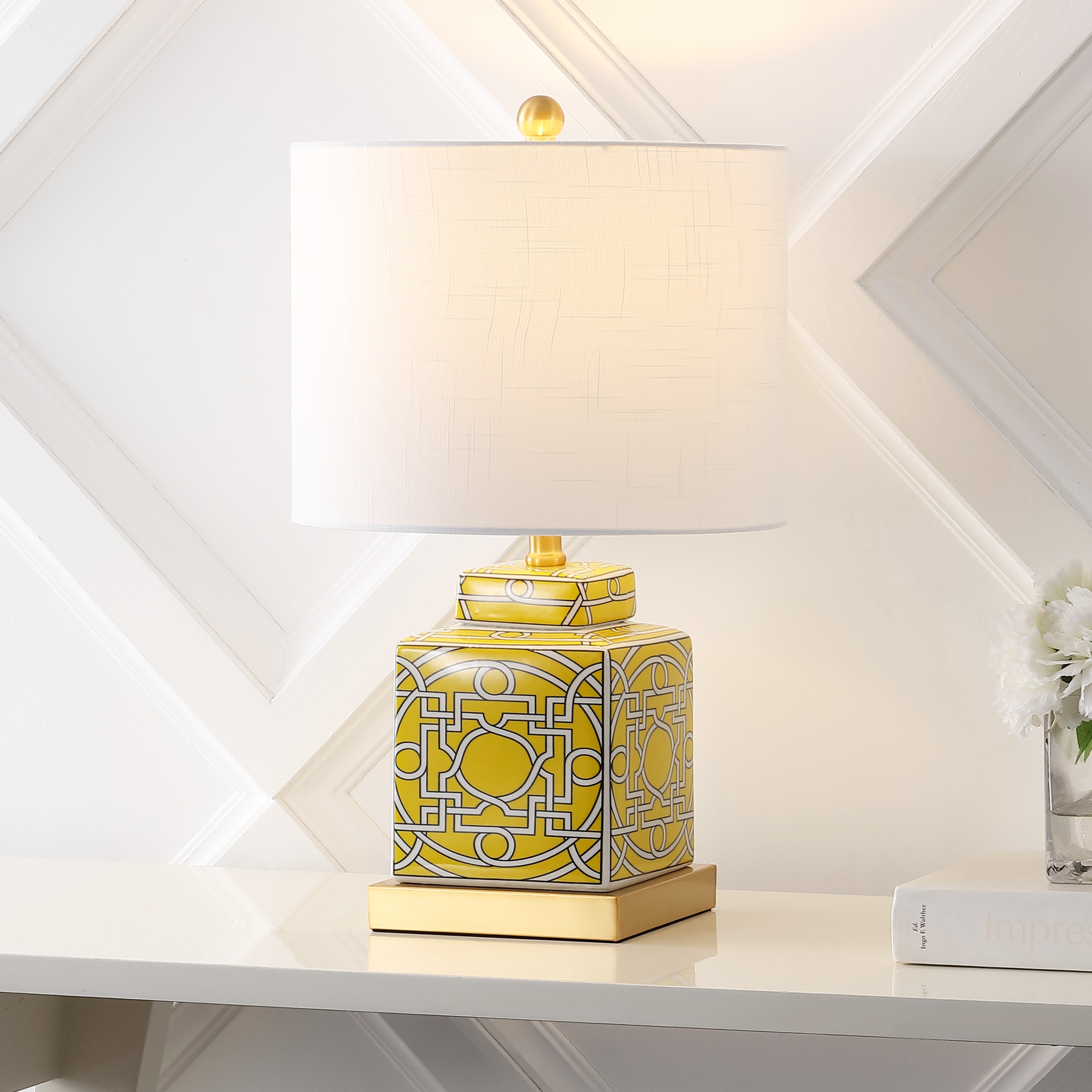 JONATHAN  Y JYL3044C Catherine Modern Square Ginger Jar Ceramic/Metal 22-in Yellow/White LED Rotary socket Table Lamp with Linen Shade