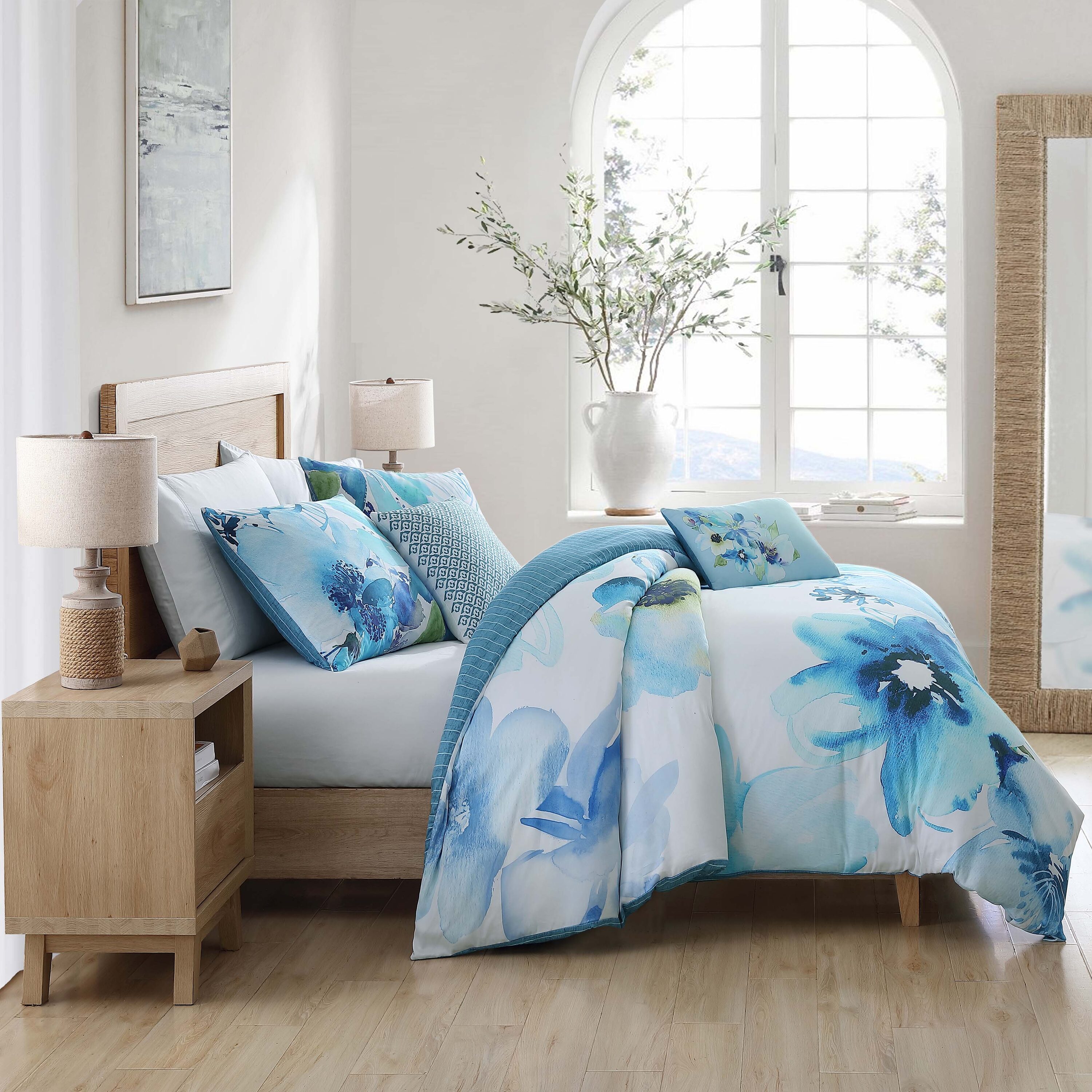 BEBEJAN Watercolor Blue 5 Piece Comforter Set Blue Floral Reversible ...