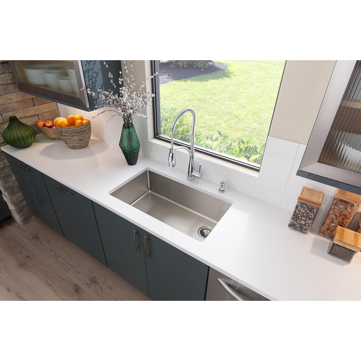 Undermount 31.5-in x 18.5-in Polished Satin Stainless Steel Single Bowl Kitchen Sink | - Elkay ECTRU30179RT